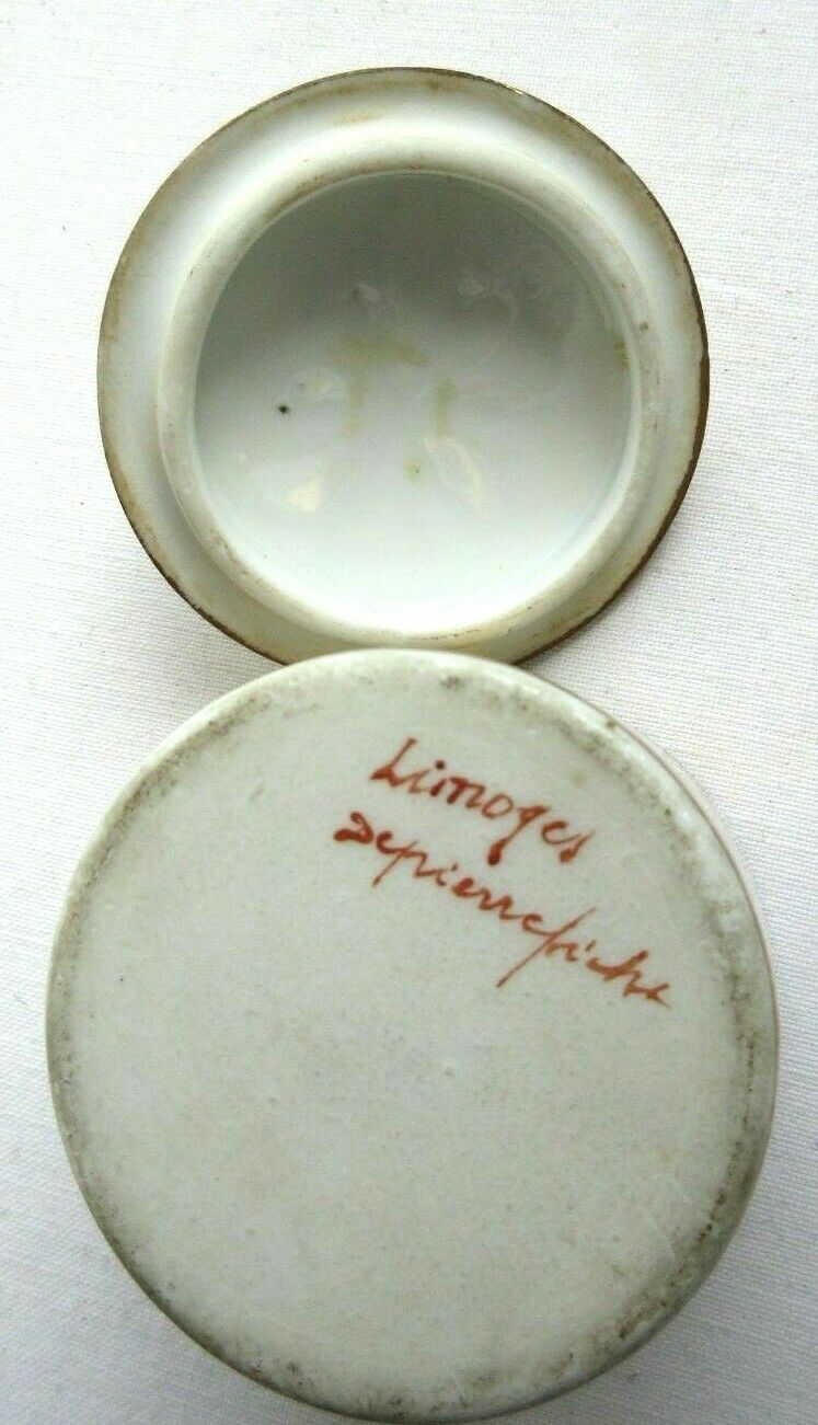 Cream pot, white porcelain and gold, Vine leaves, Limoges Depierrefiche