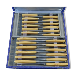 Coffret de 24 couteaux