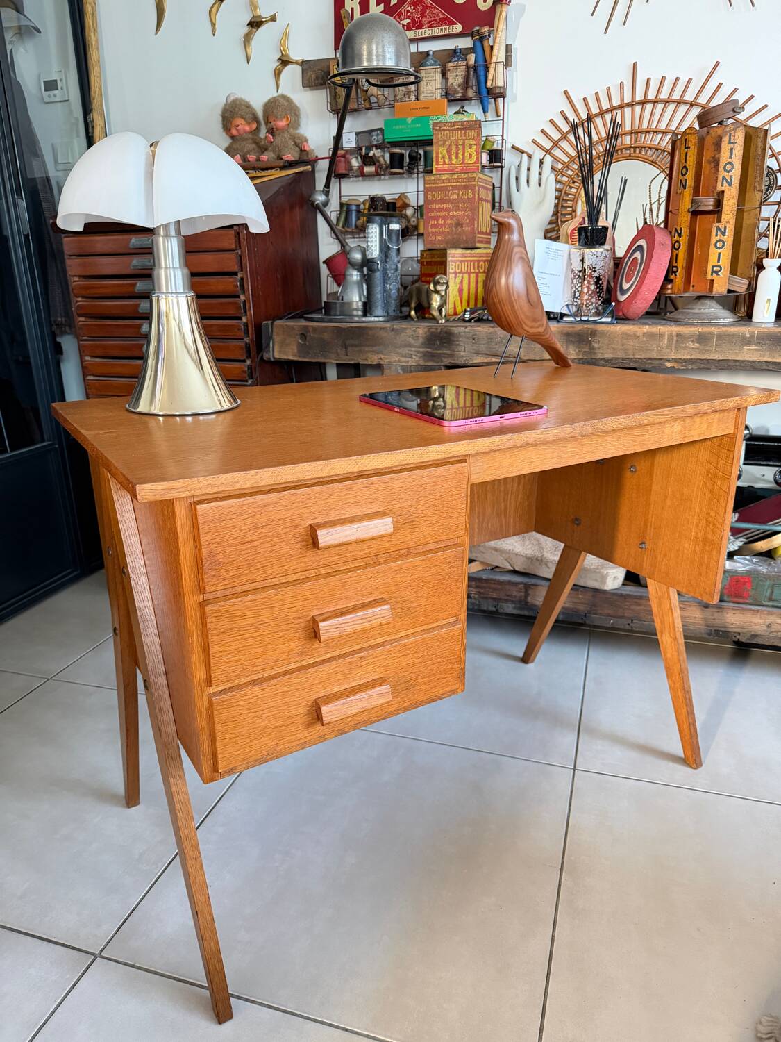 Vintage desk with tapered legs