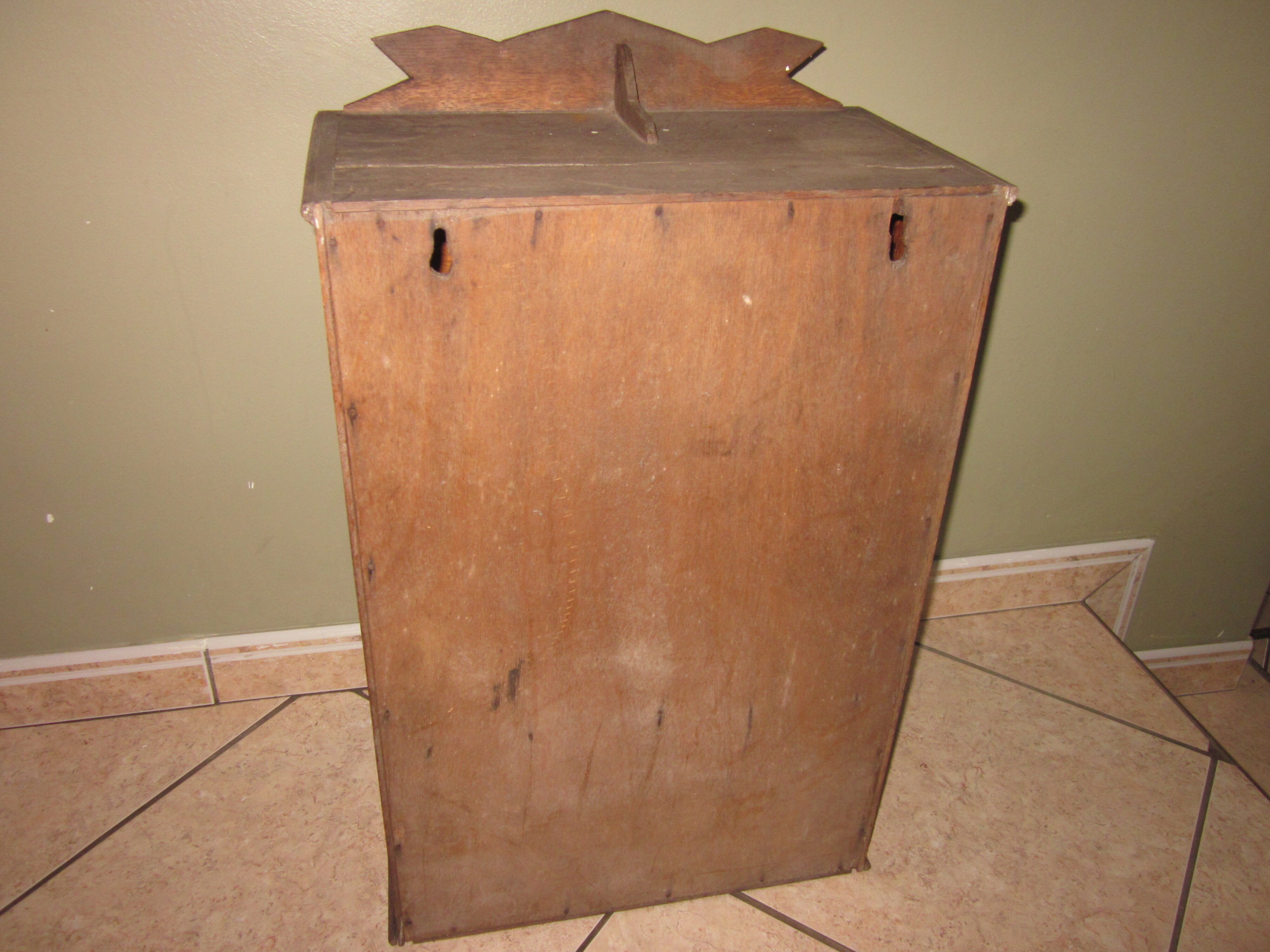 Armoire de toilette ou pharmacie