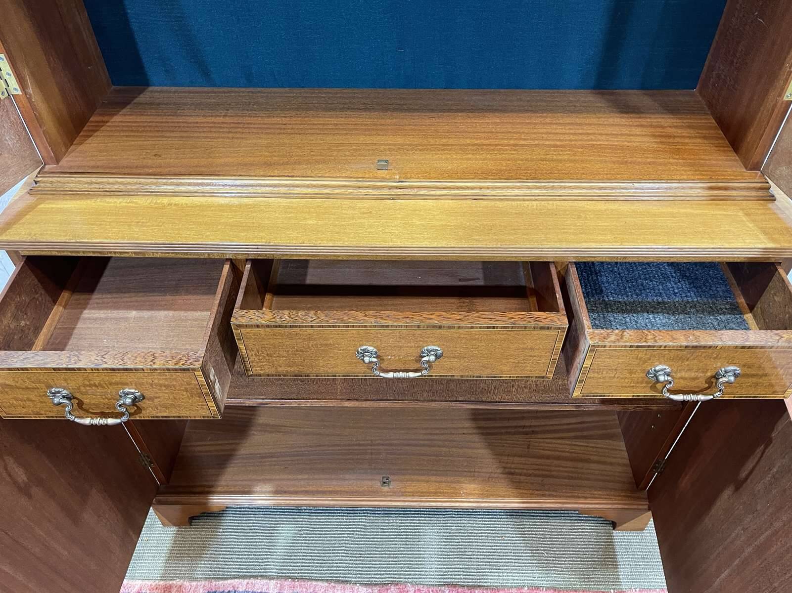 English two-piece mahogany bookcase from the 1950s