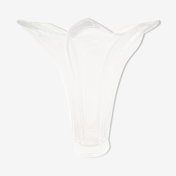 Tulip-shaped vase