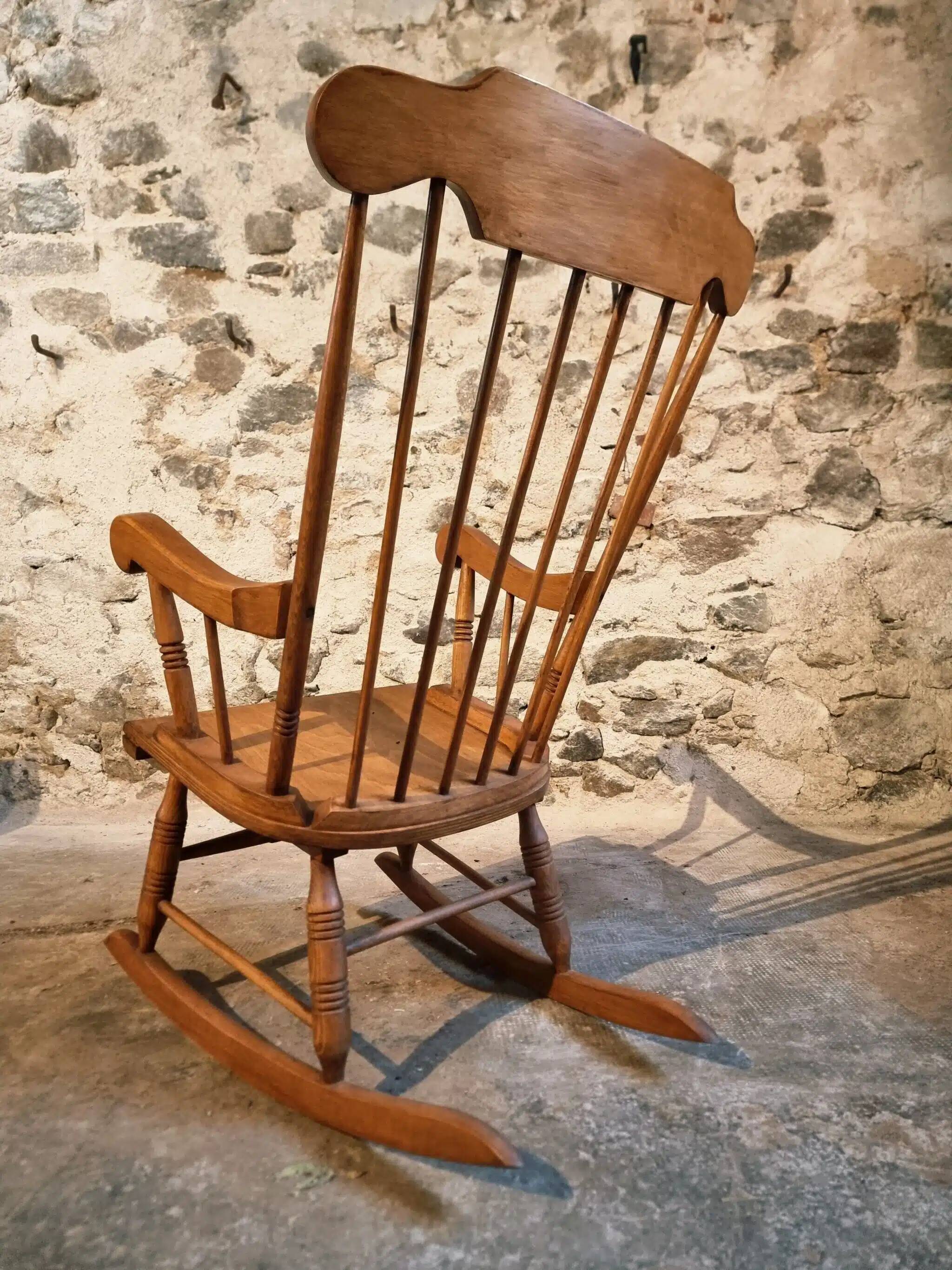 Vintage French Beech Rocking Chair – Mid-20th Century Windsor Style
