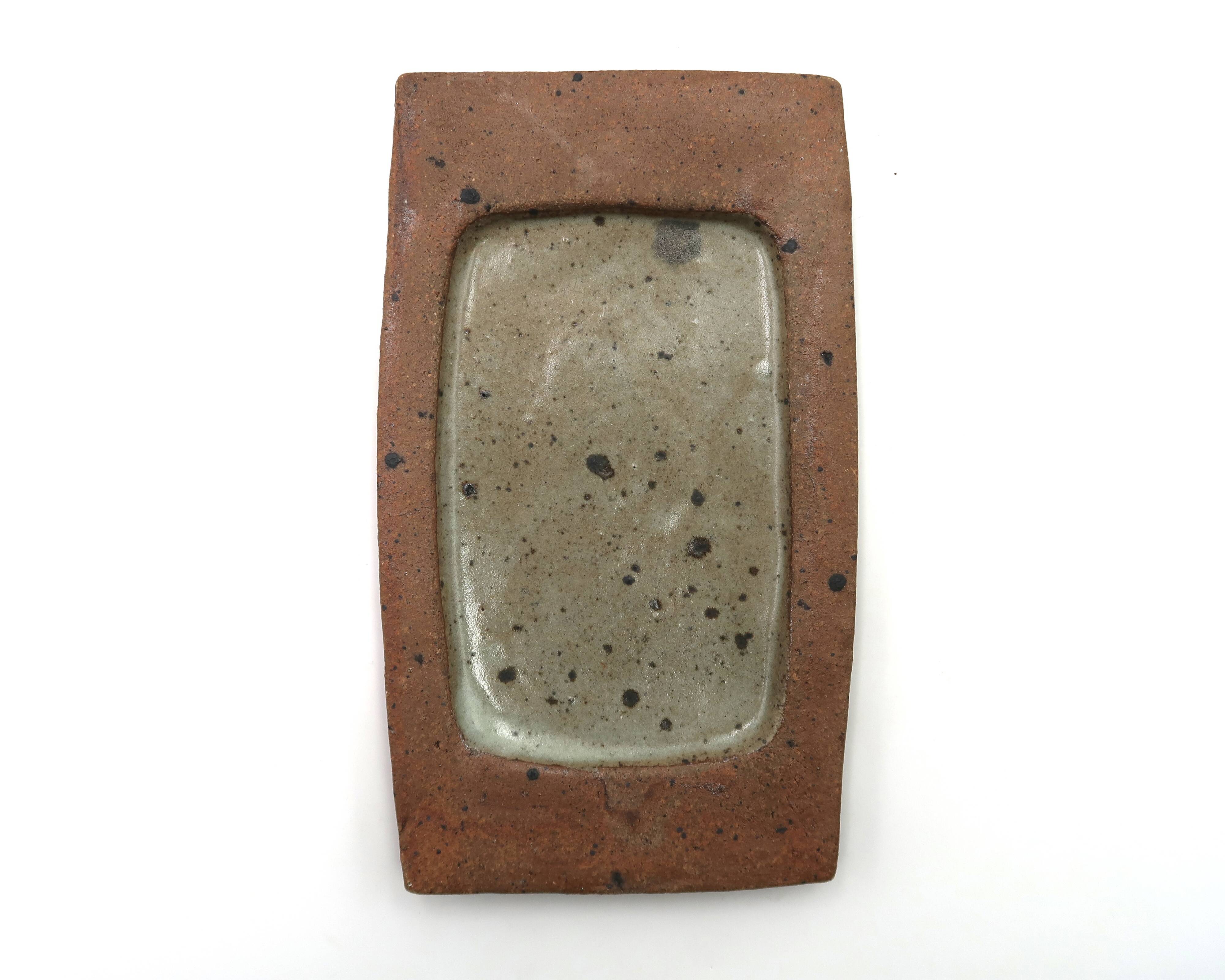 Rectangular dish in stoneware by Gustave Tiffoche, 1960s ceramics.