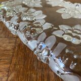 Cake dish in glass