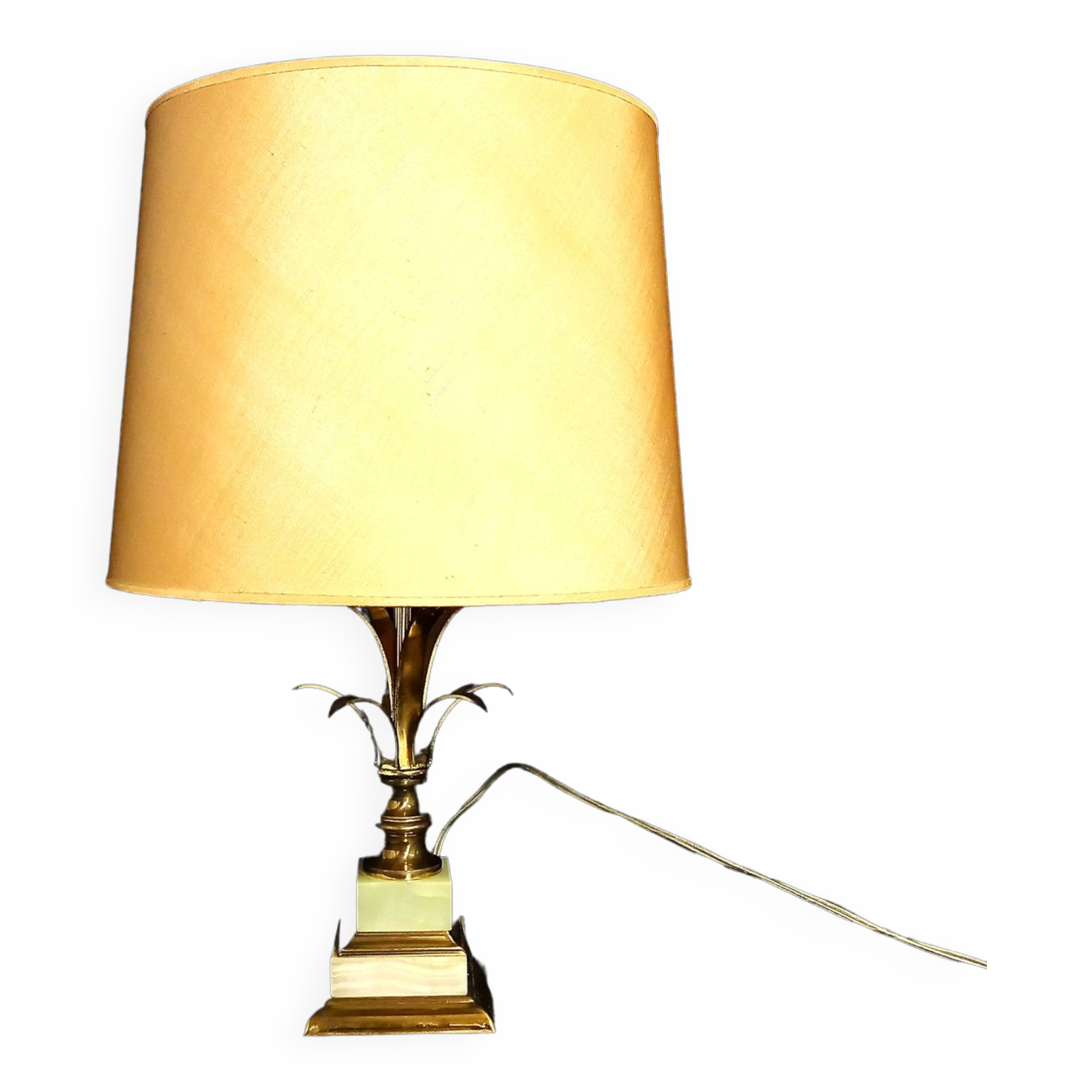 Pineapple style table lamp with onyx and brass base