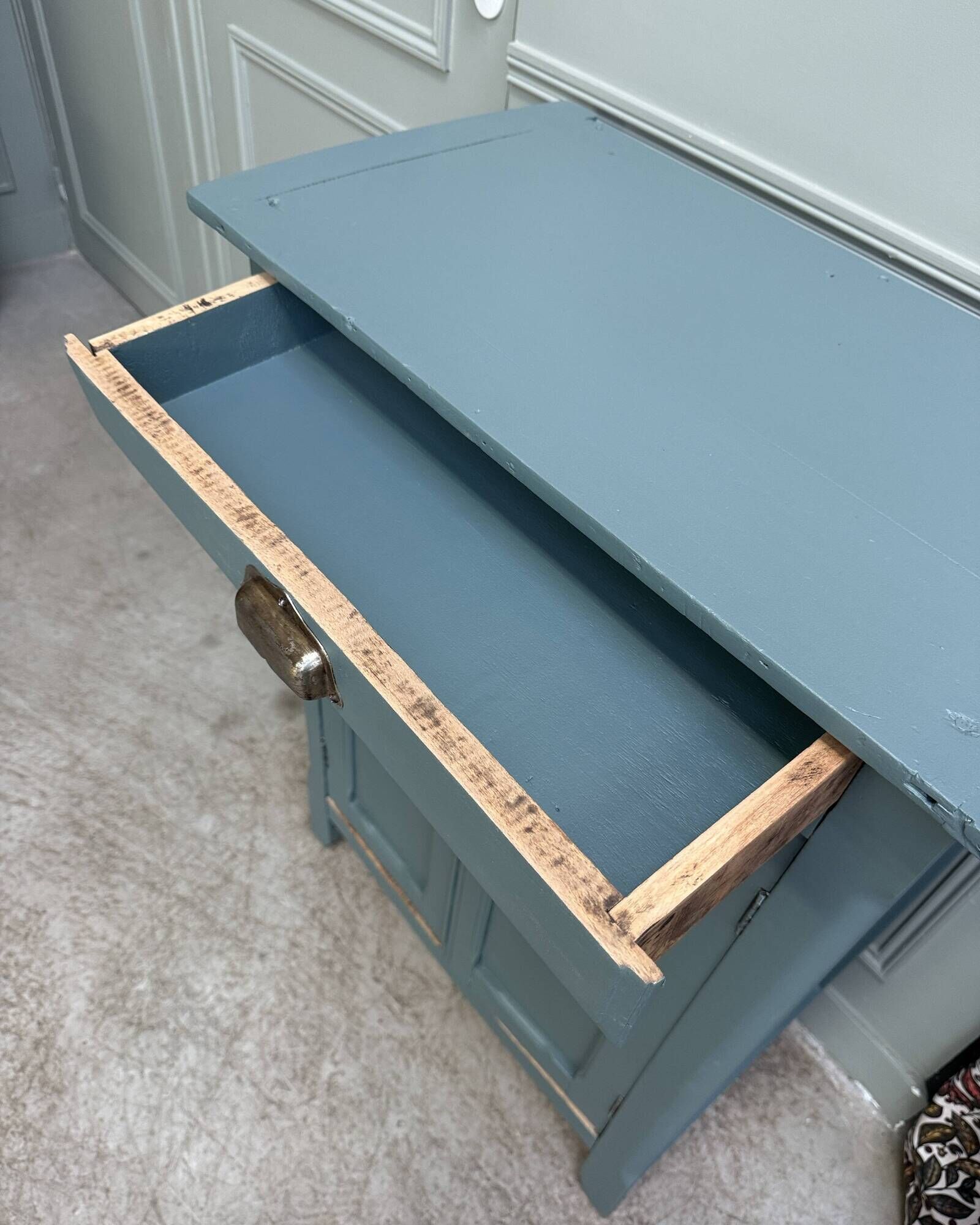 Small Parisian painted buffet (renovated)