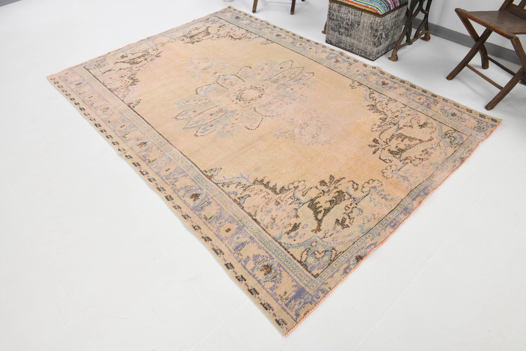 Tapis vintage beige, tapis turc vintage délavé par le soleil, tapis beige