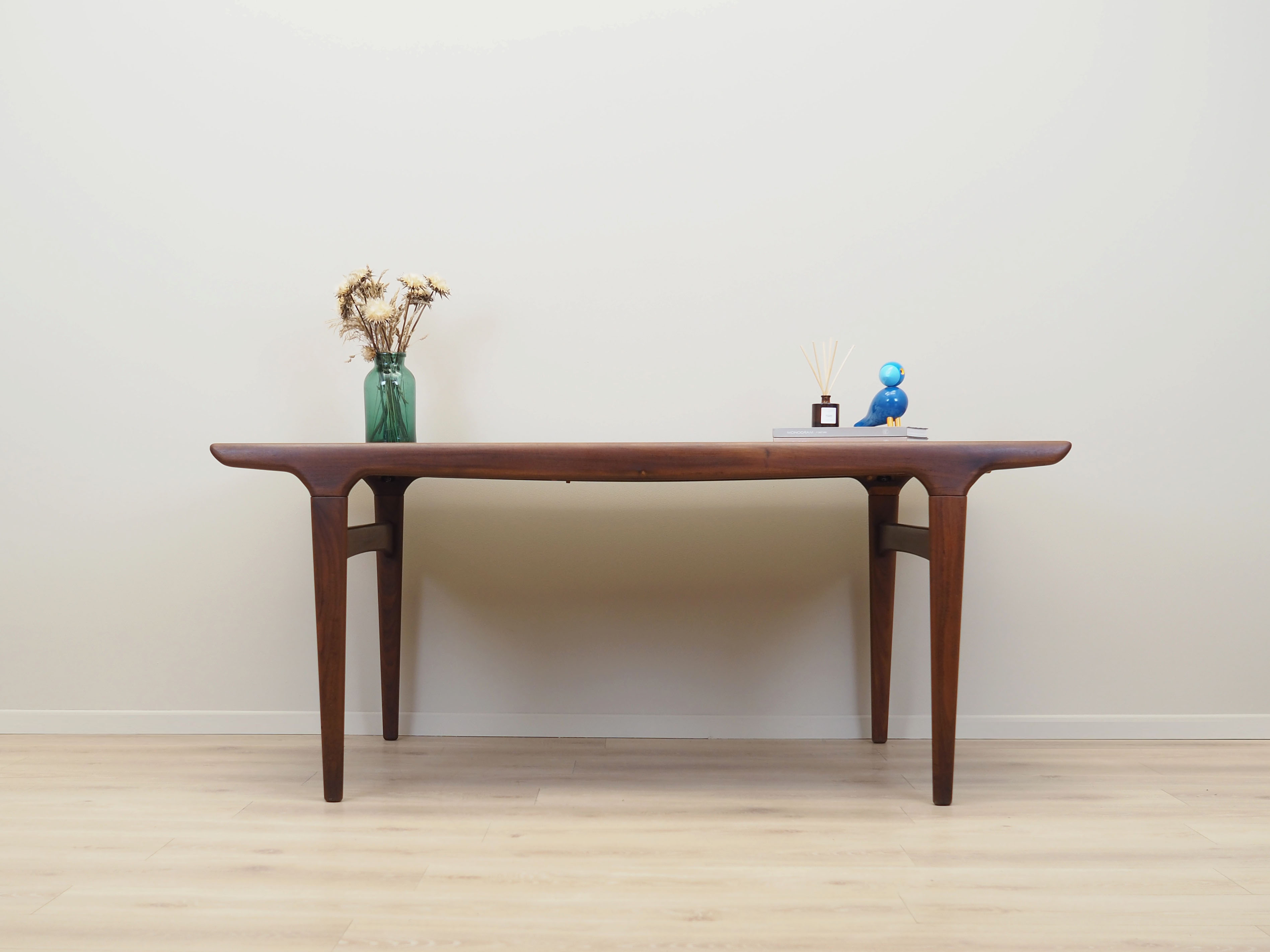 Teak table, Danish design, 1960s, designer: Johannes Andersen, manufacturer: Uldum Møbelfabrik