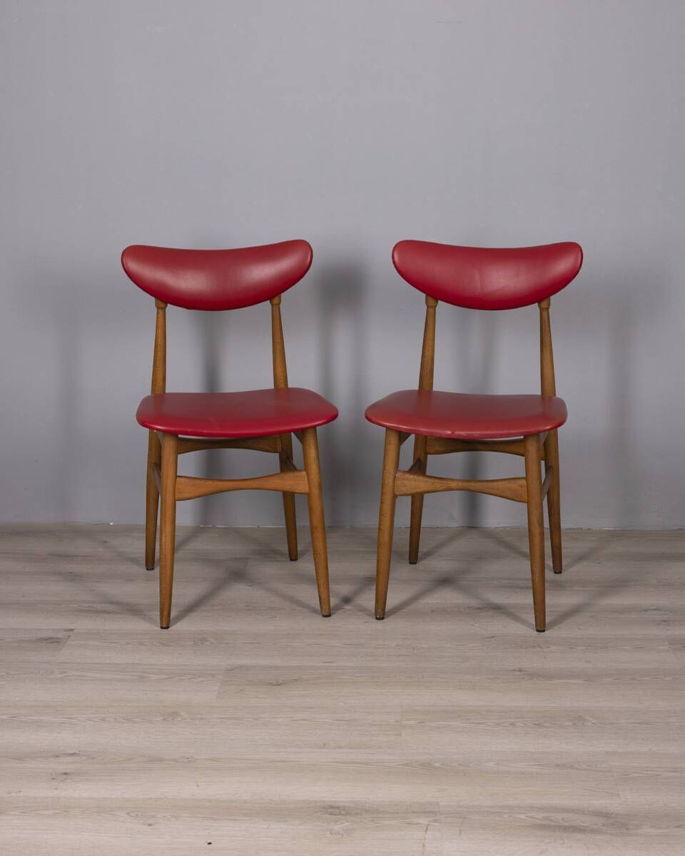 Pair of vintage 1960s chairs in wood and leather, italian design