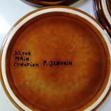 Cinq assiettes à dessert en céramique émaillée création Philippe Jenvrin