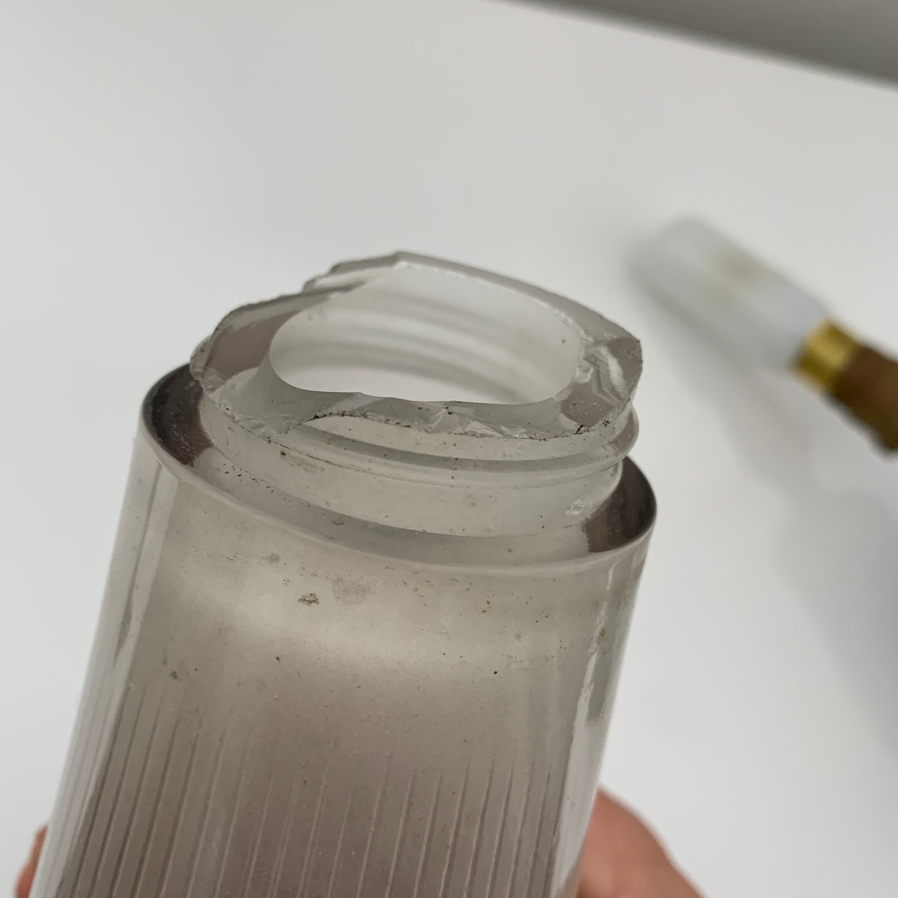 Corner wall lamp in graphite aluminum and Holophane frosted glass