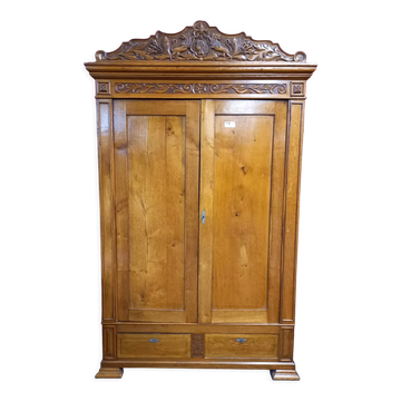 Armoire en chêne sculpté Louis Philippe