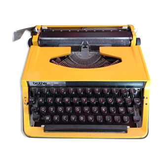 Machine a écrire Brother Deluxe 800 jaune vintage