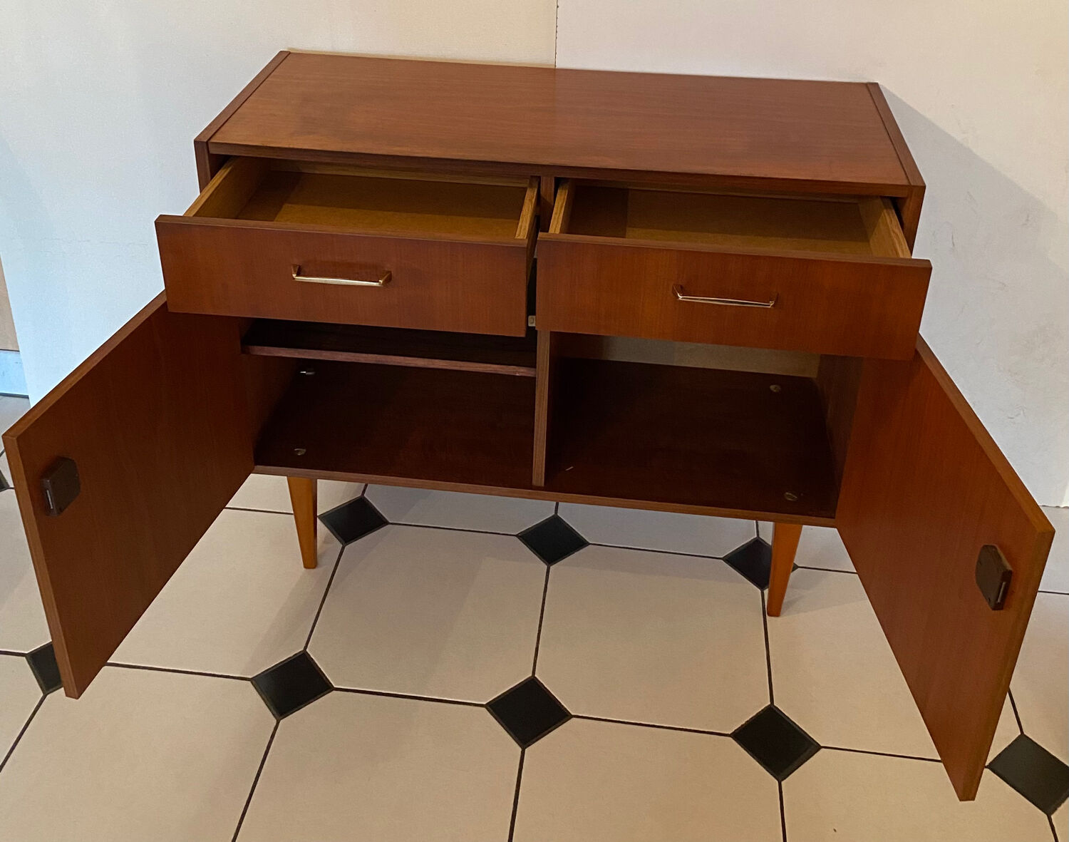 Vintage chest of drawers 60s