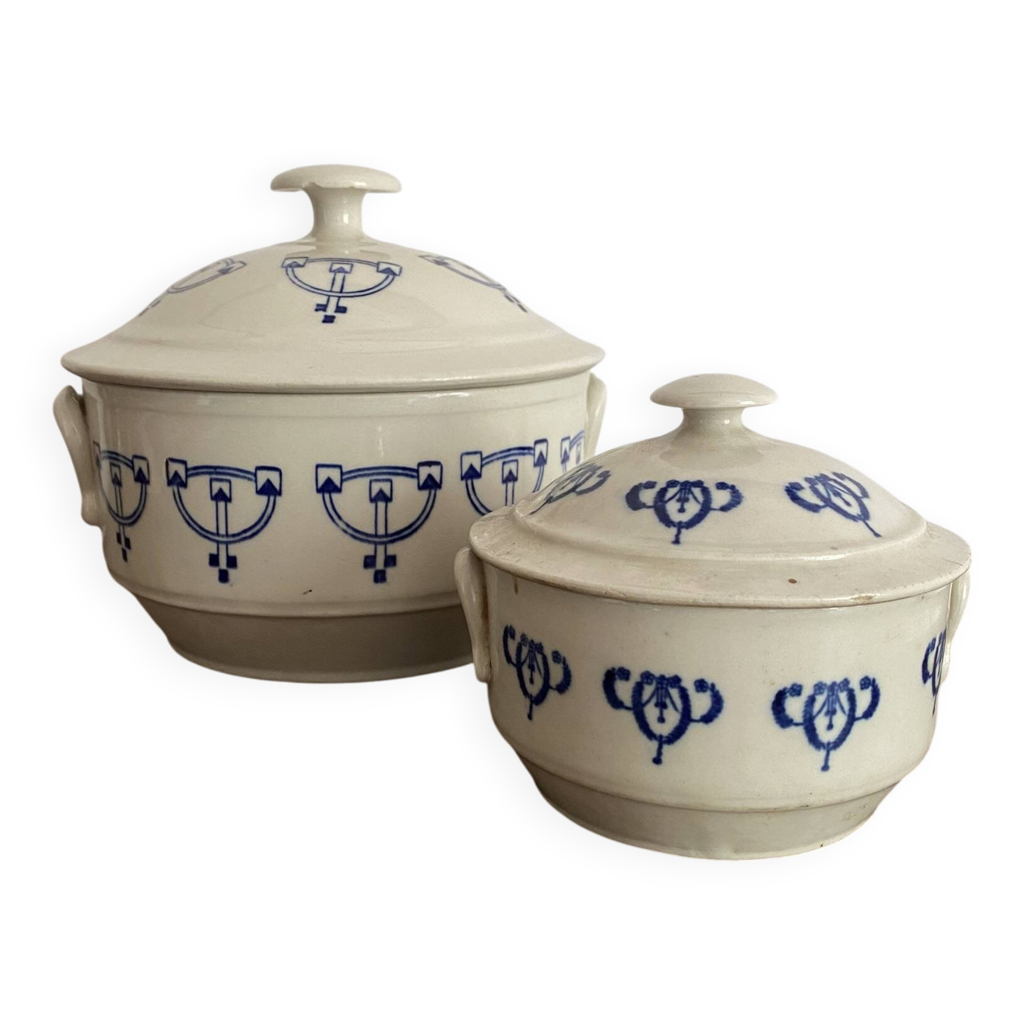 Antique soup tureens Saint Uze