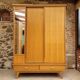Armoire vintage