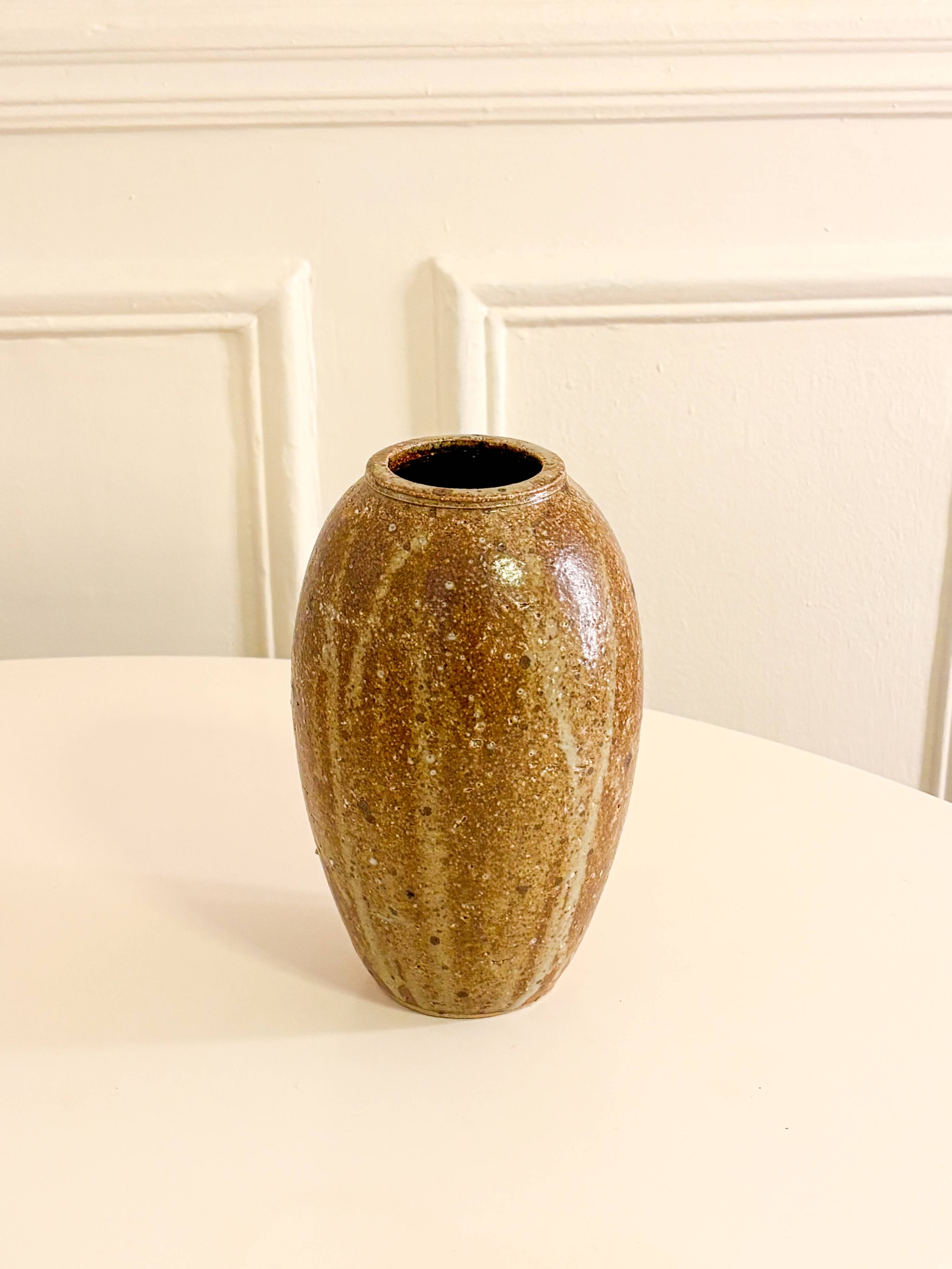 stoneware vase, signed, 1970 - 21 X 15 cm