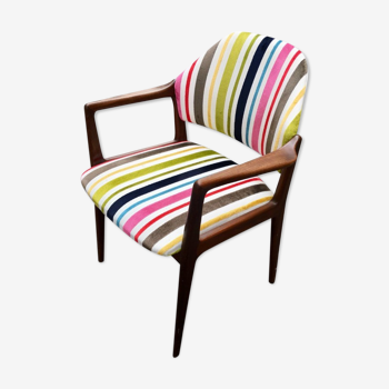 Scandinavian chair in solid teak with Nobilis fabric