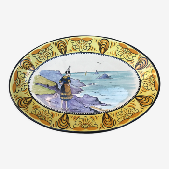 Old faience dish, Scéne Bretonne after Louis Suire and Masse Frères