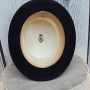 Old antique London Scotty nozzle hat with box Brussels
