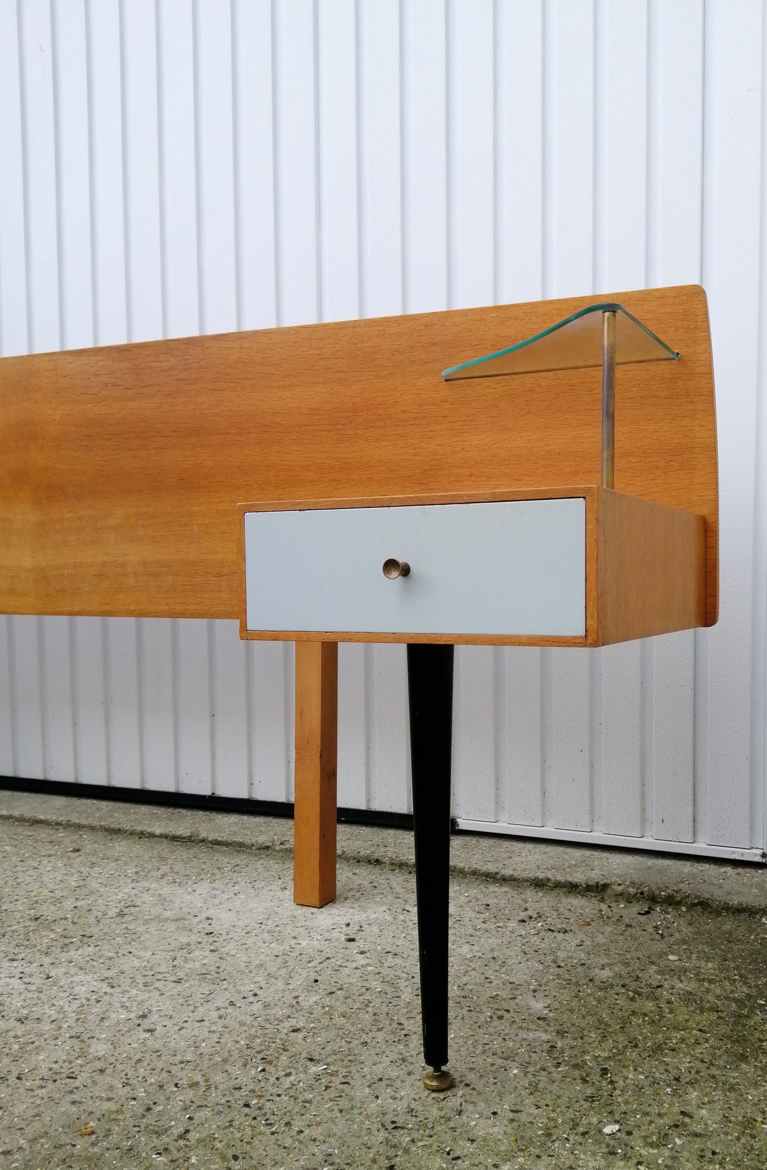 Headboard of the 50s