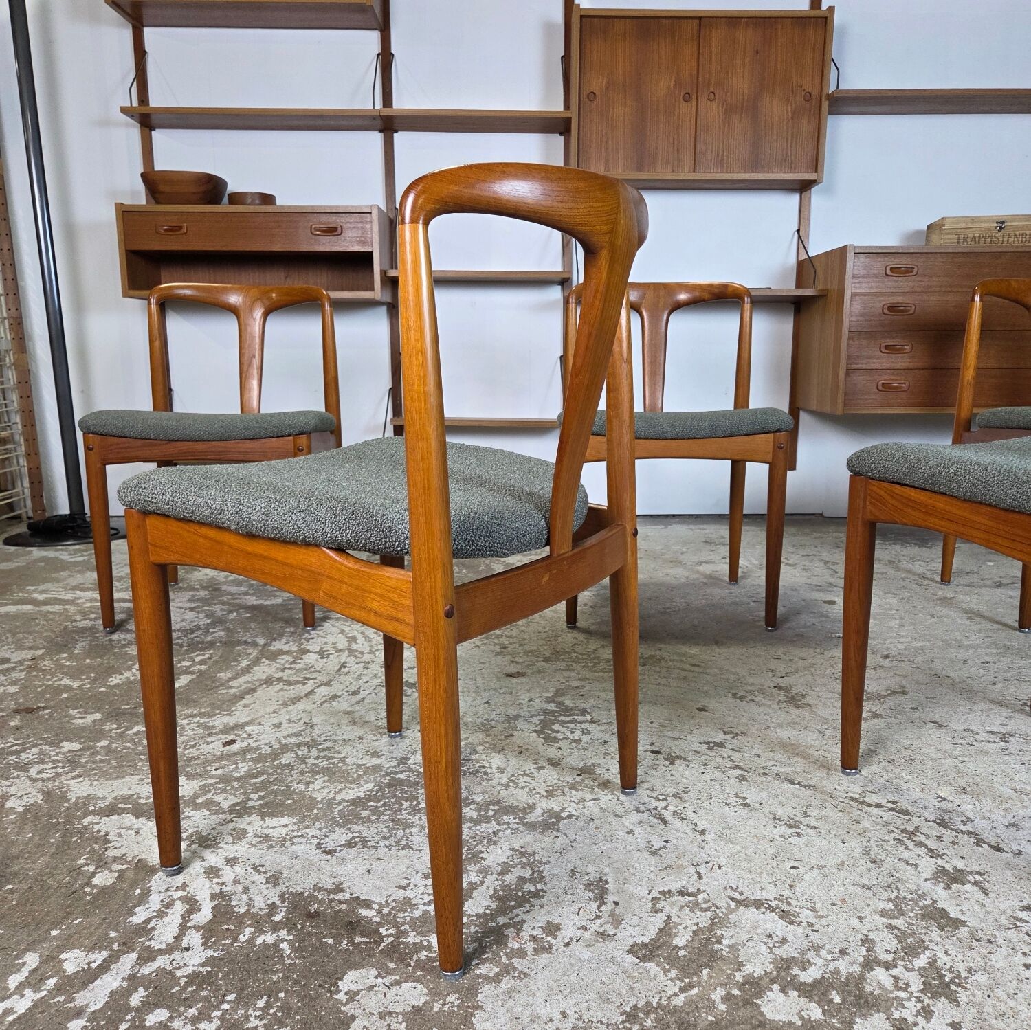 5x Johannes Andersen 'Juliane' vintage 1960s Danish chairs