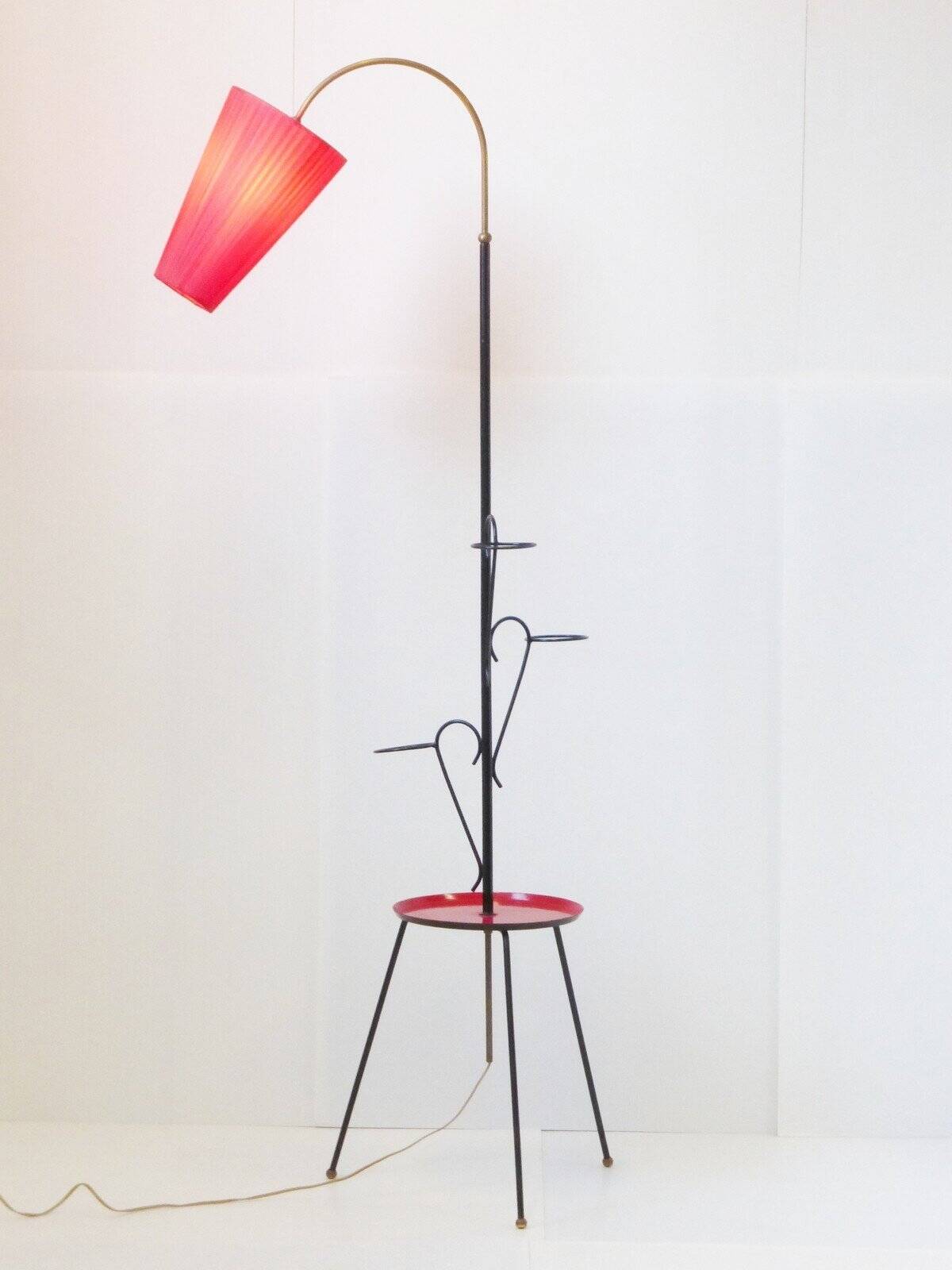 Vintage 50's rockabilly red metal table lamp
