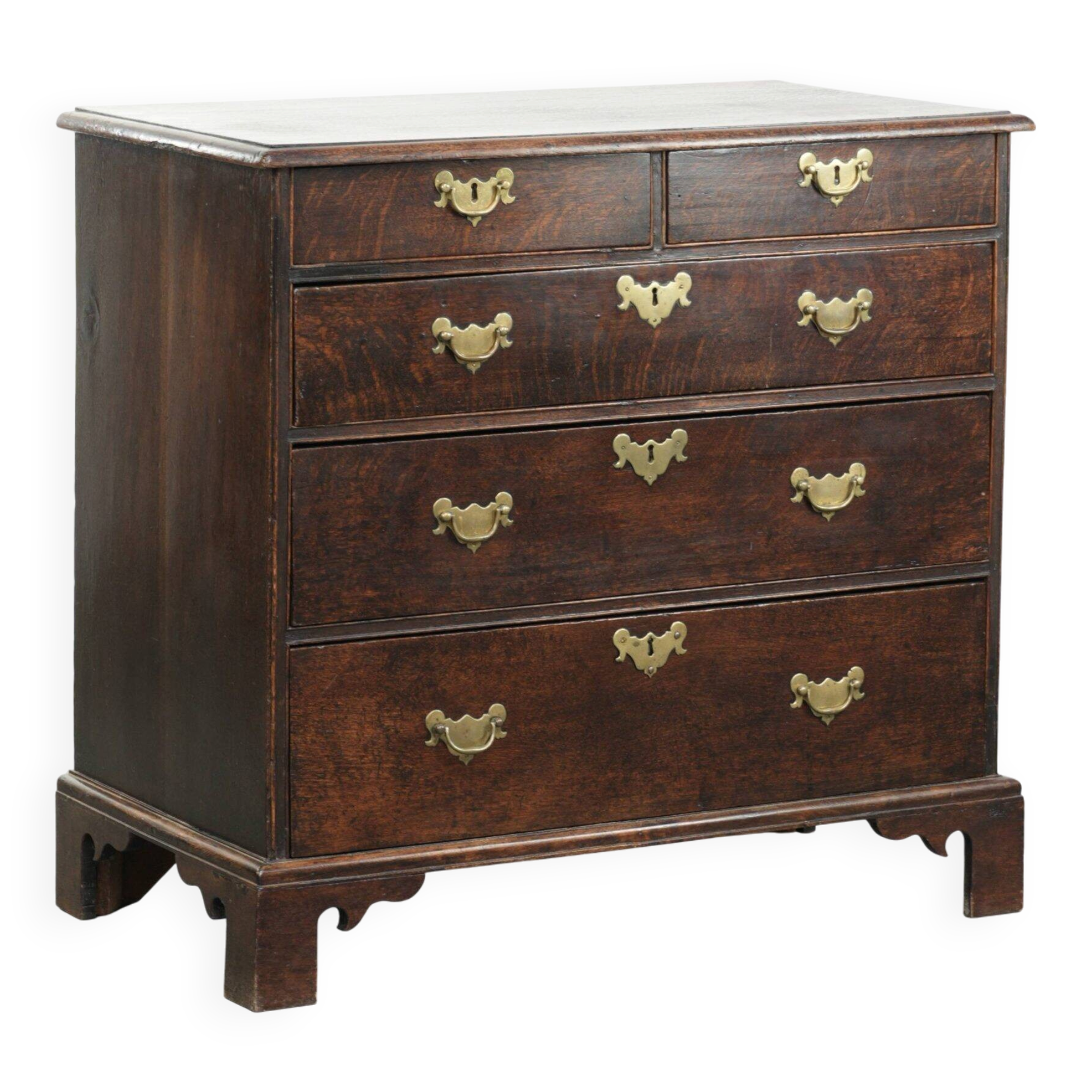 Commode en chêne anglais antique de la fin du XVIIIe siècle.
