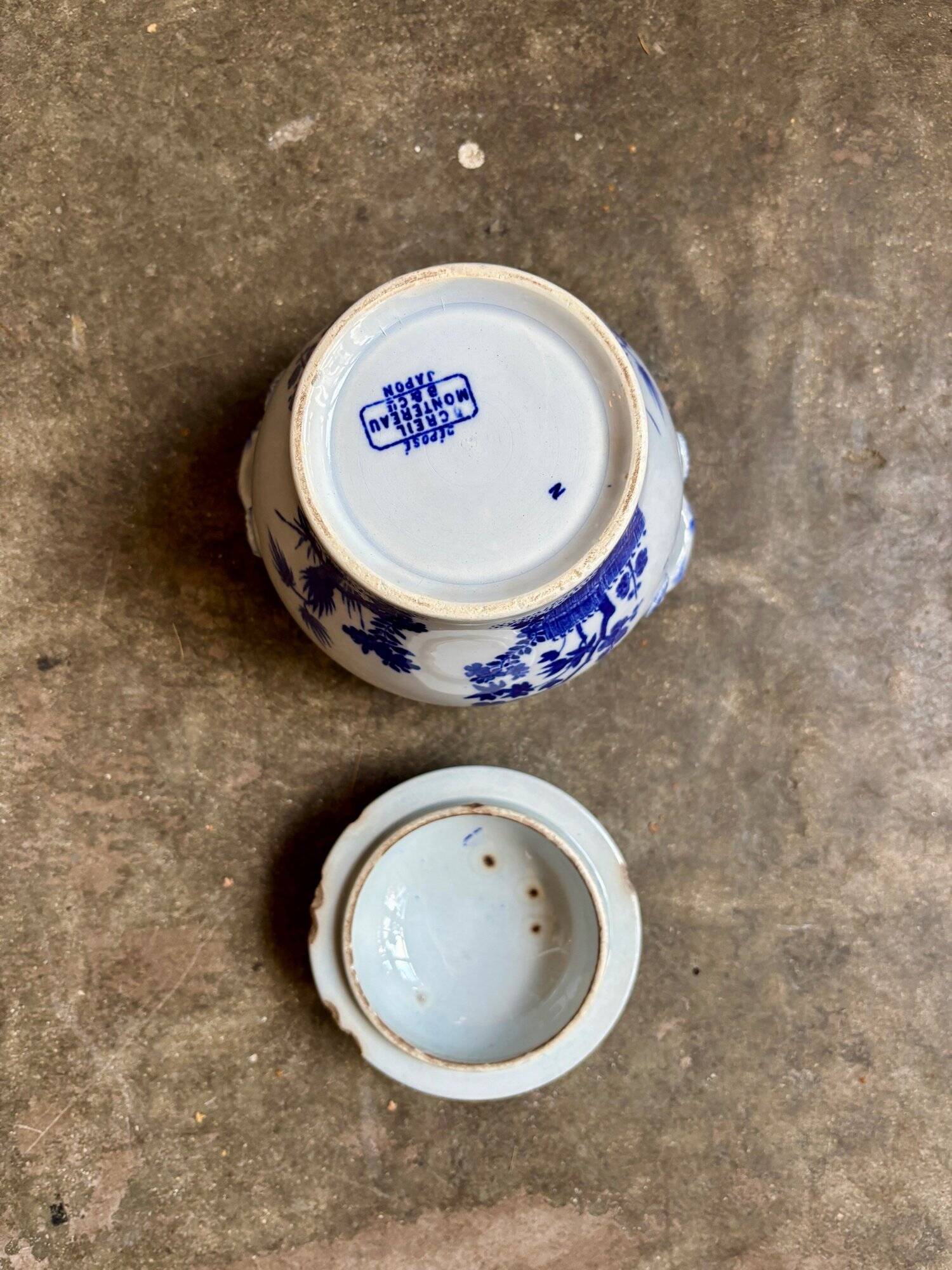 Creil and Montereau sugar pot in blue earthenware, "Japan" service circa 1895