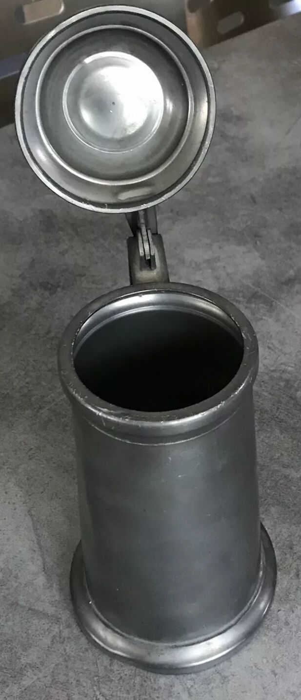 Old boc or chope to drink in pure etain 19 cm