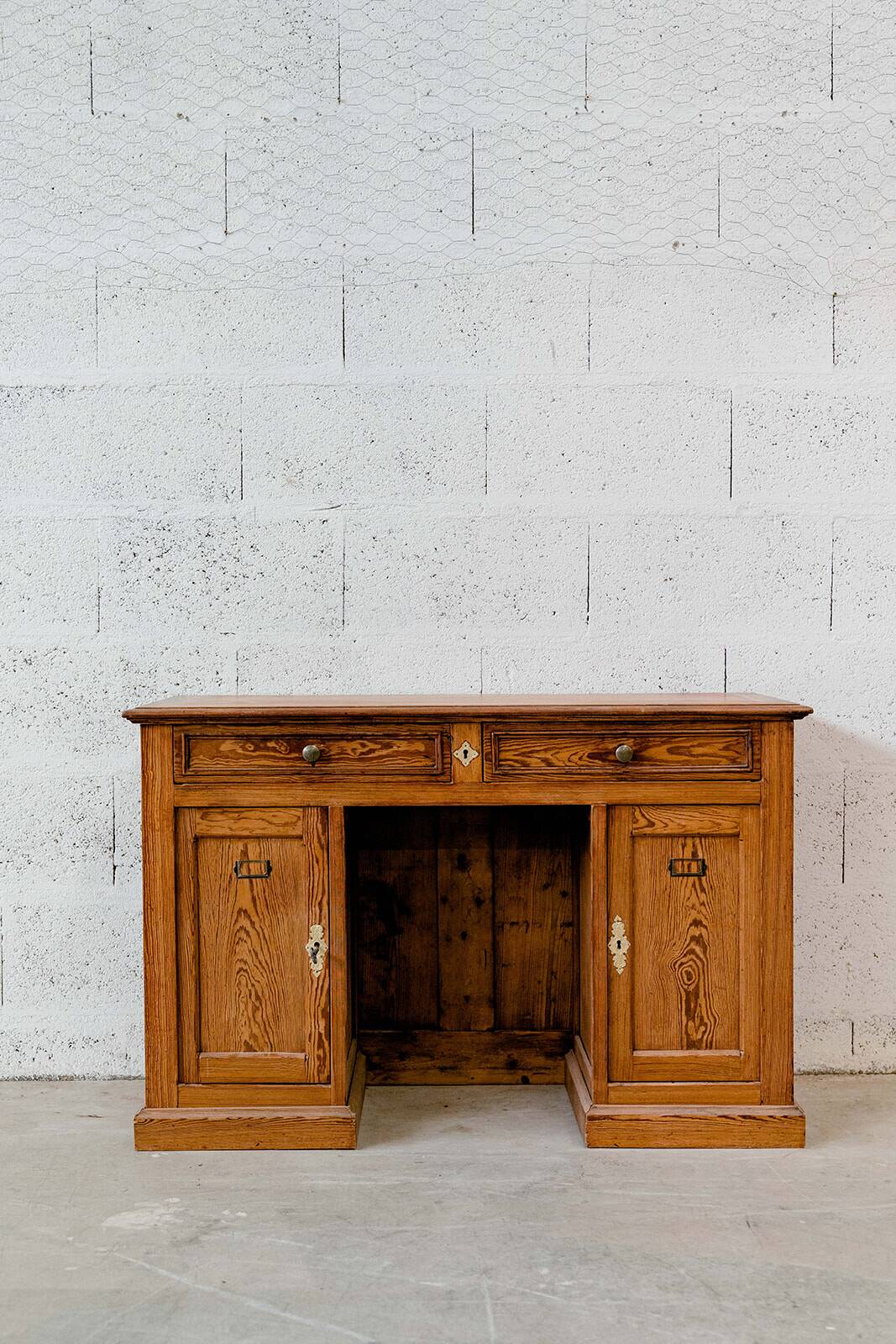 Bureau vintage en bois