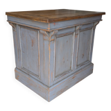 Old cash counter