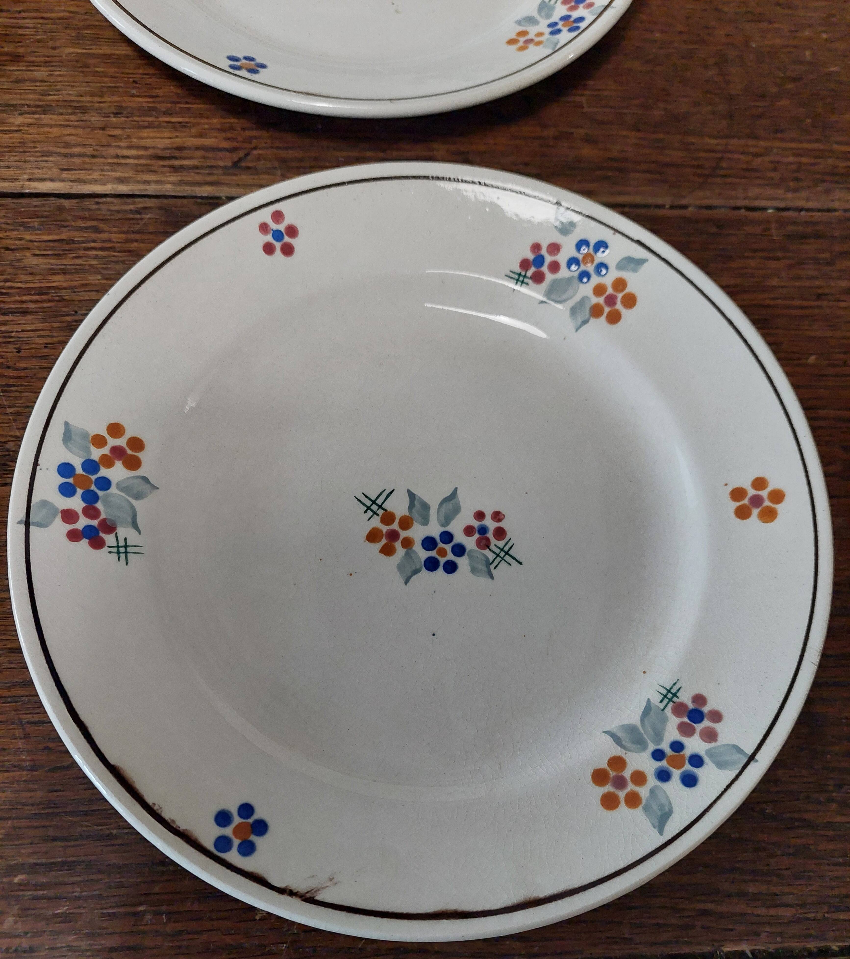 Set of six dessert plates in Saint Amand ironstone earthenware