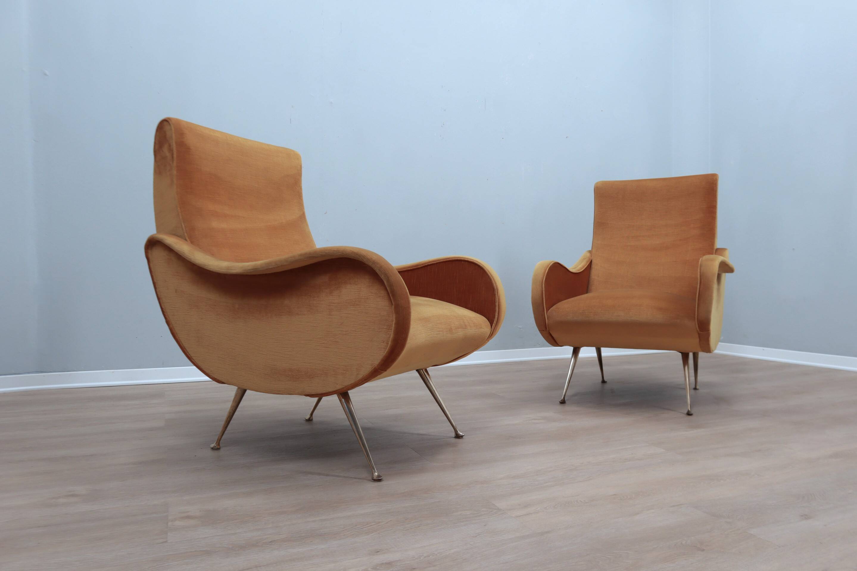 Fauteuils en velours style Lady du milieu du siècle des années 1960