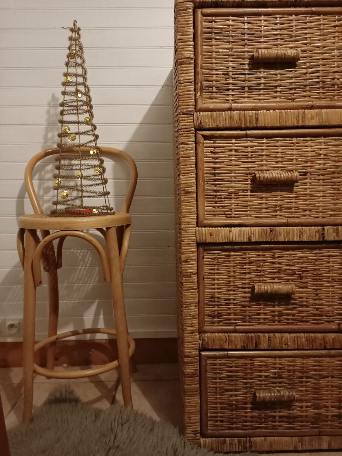 High wood and rattan chest of drawers