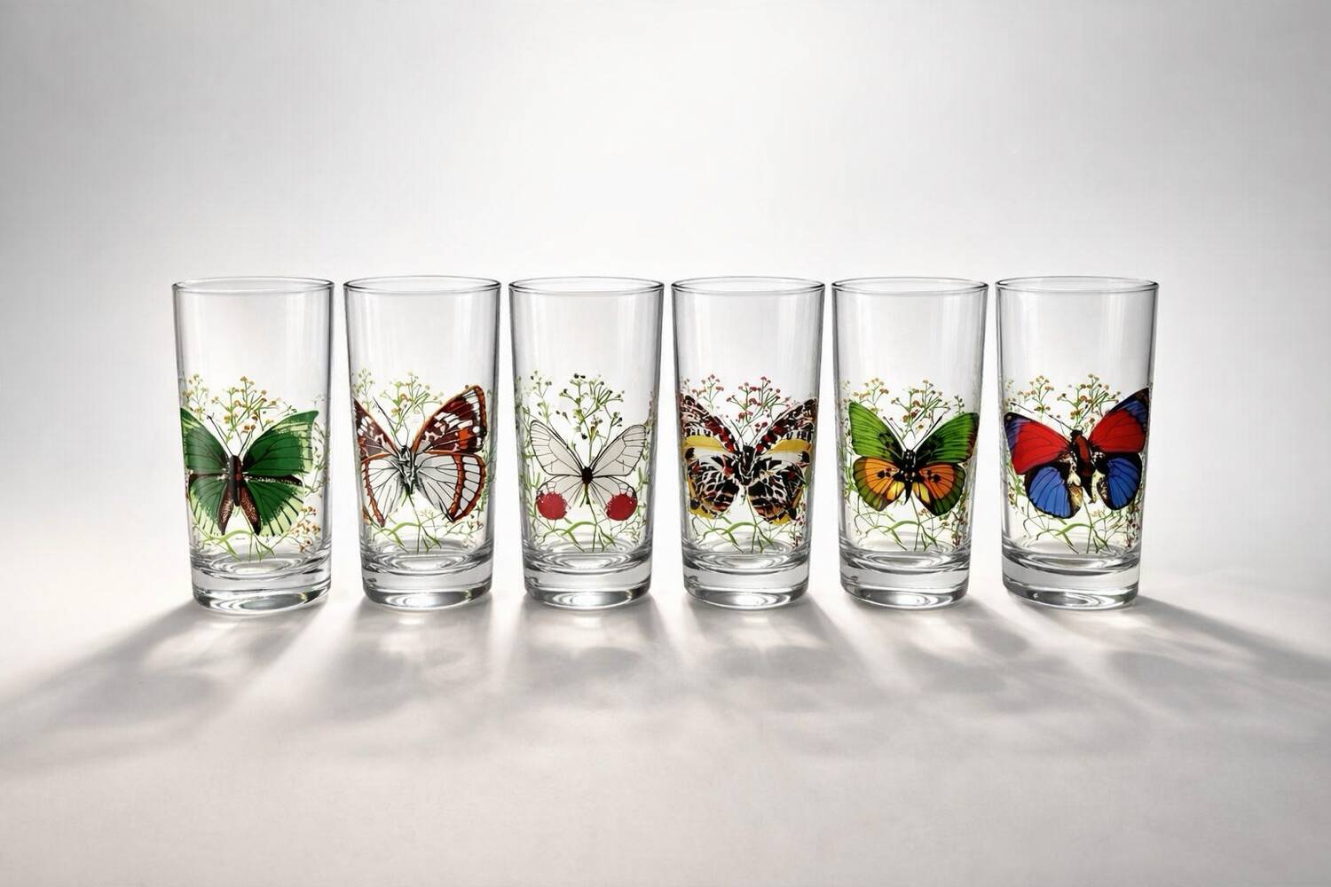 Set of 6 vintage glasses with butterfly decoration – 70s/80s