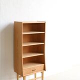 Bibliothèque avec tiroir