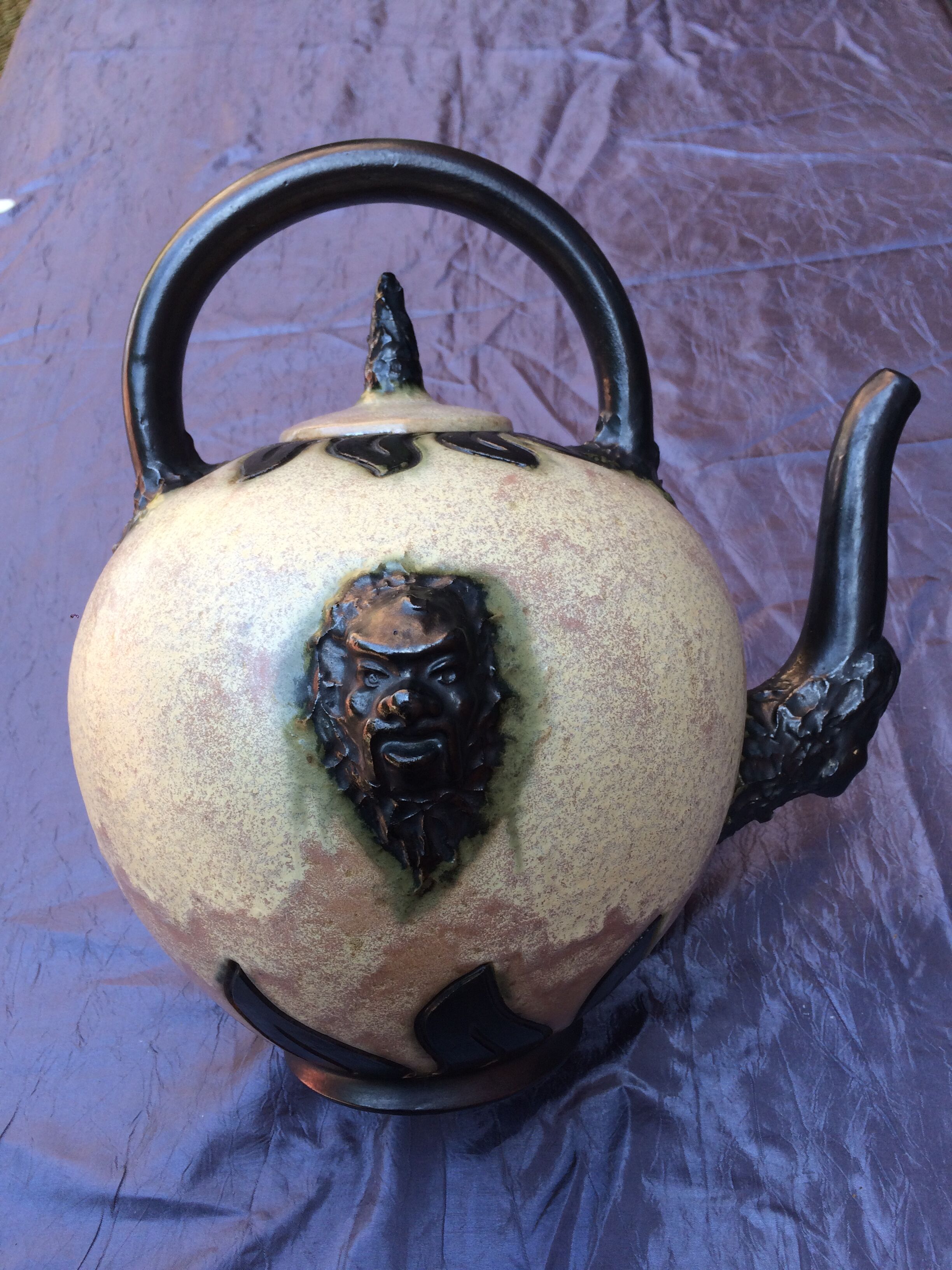 Art teapot by Sylvain Sttublet