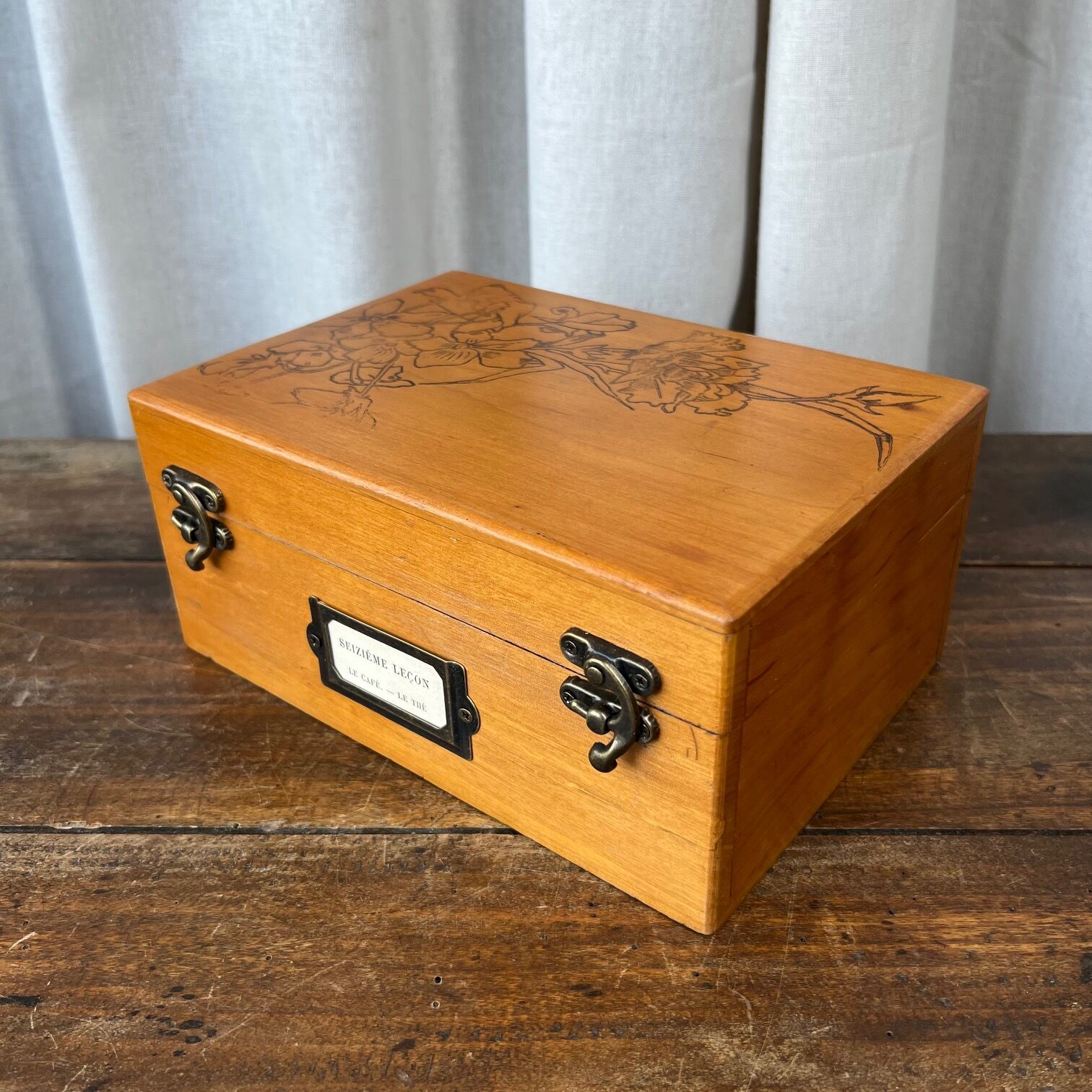 Gilded wooden box