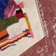 Tapis berbère artistique 243x156 cm – Laine écrue & motifs abstraits coloré