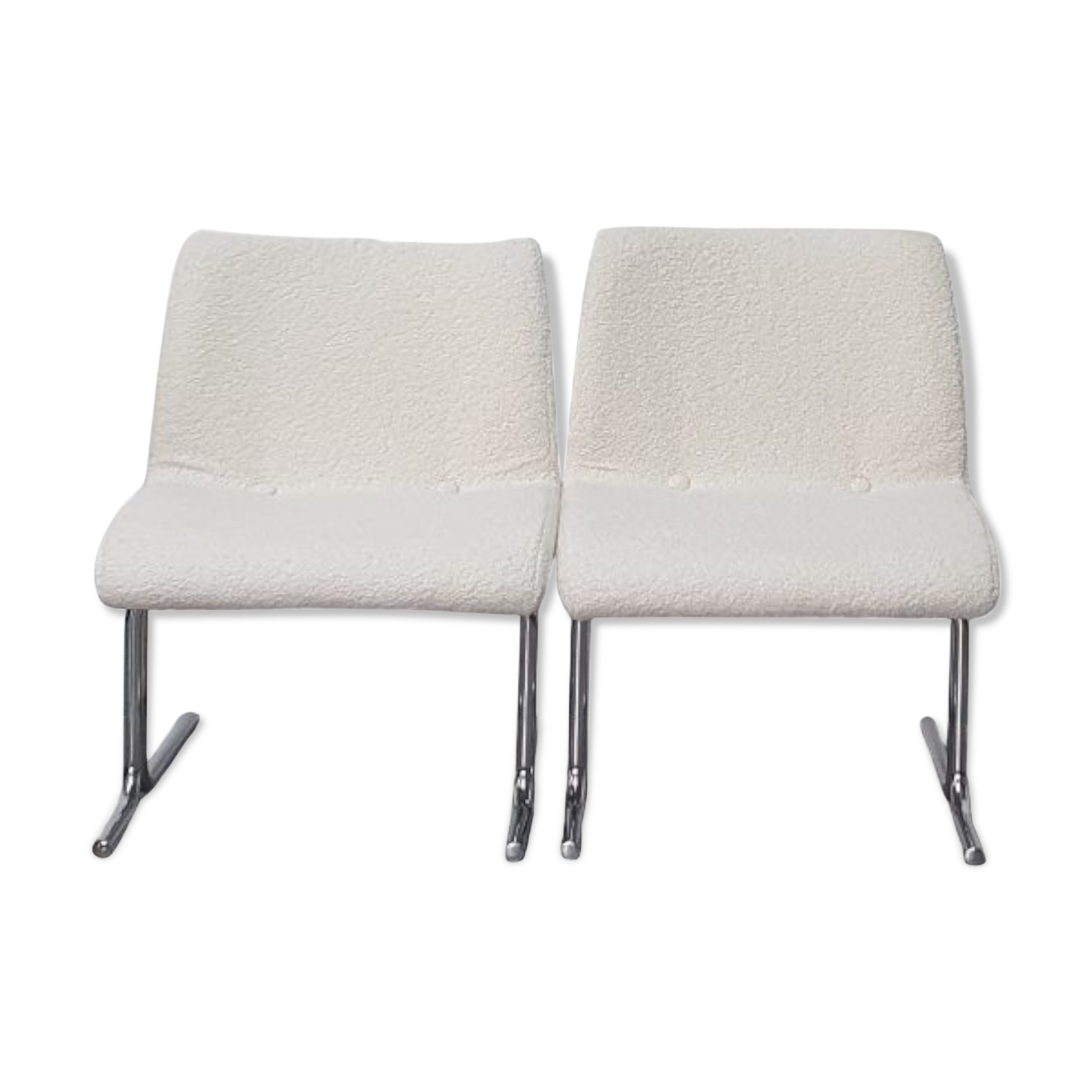 Pair of loop design heaters