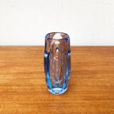 Blue glass vase model 914 mid-century by Rudolf Schröter for Rosice, 1950s