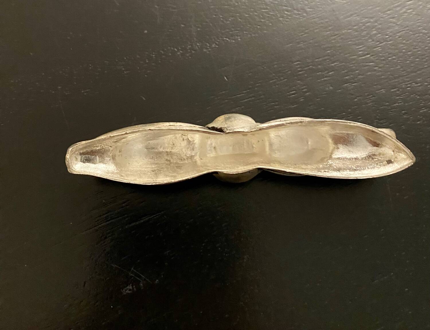 6 metal bow-shaped knife holders