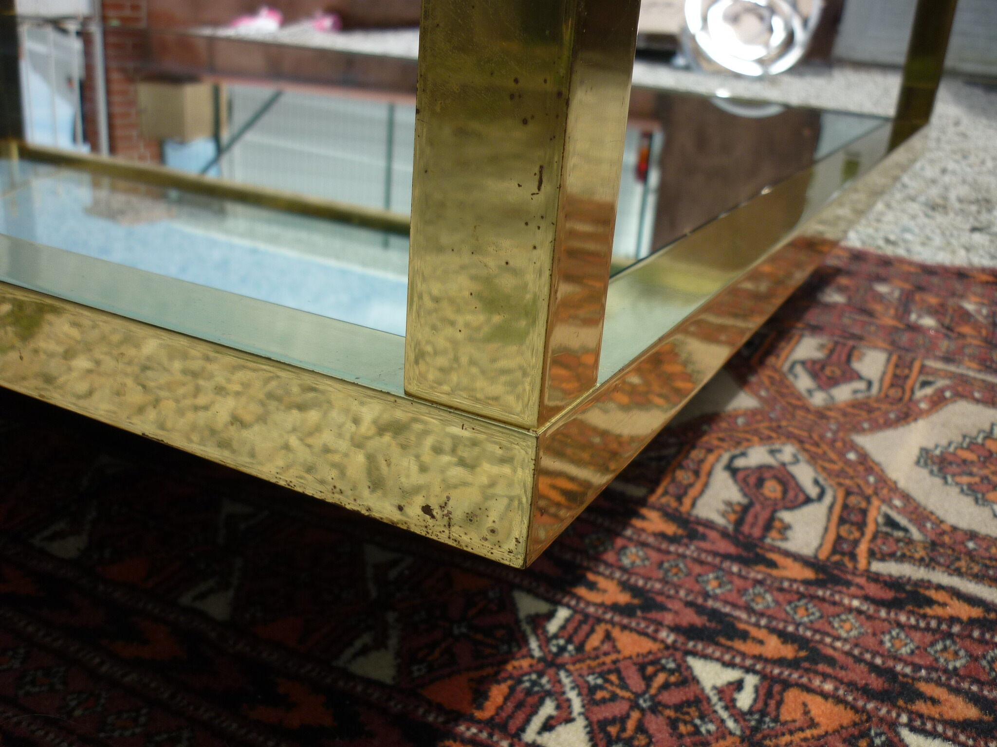 Table basse en laiton verre et miroir 1960/1970