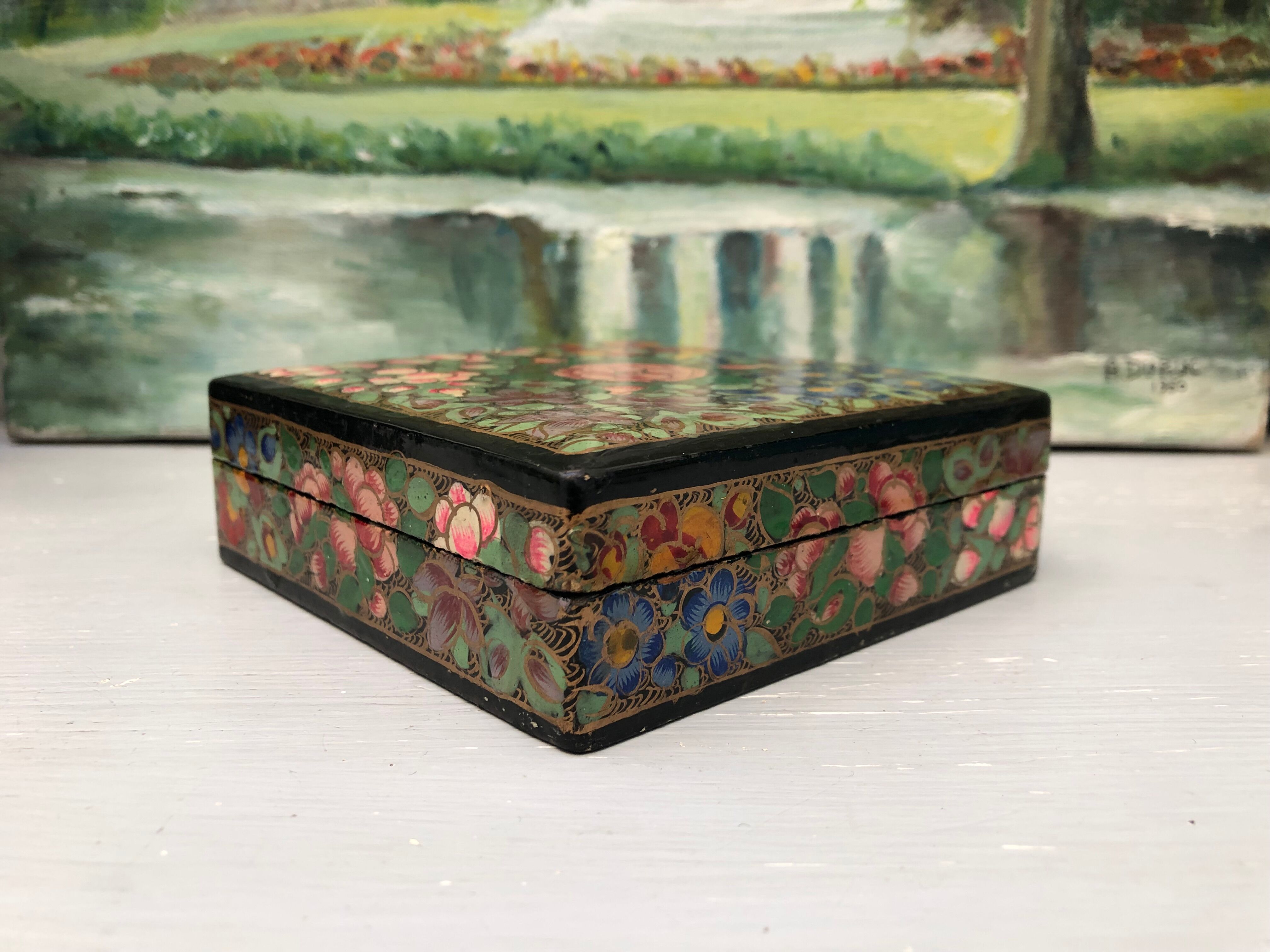 6 under glass decorated with flowers