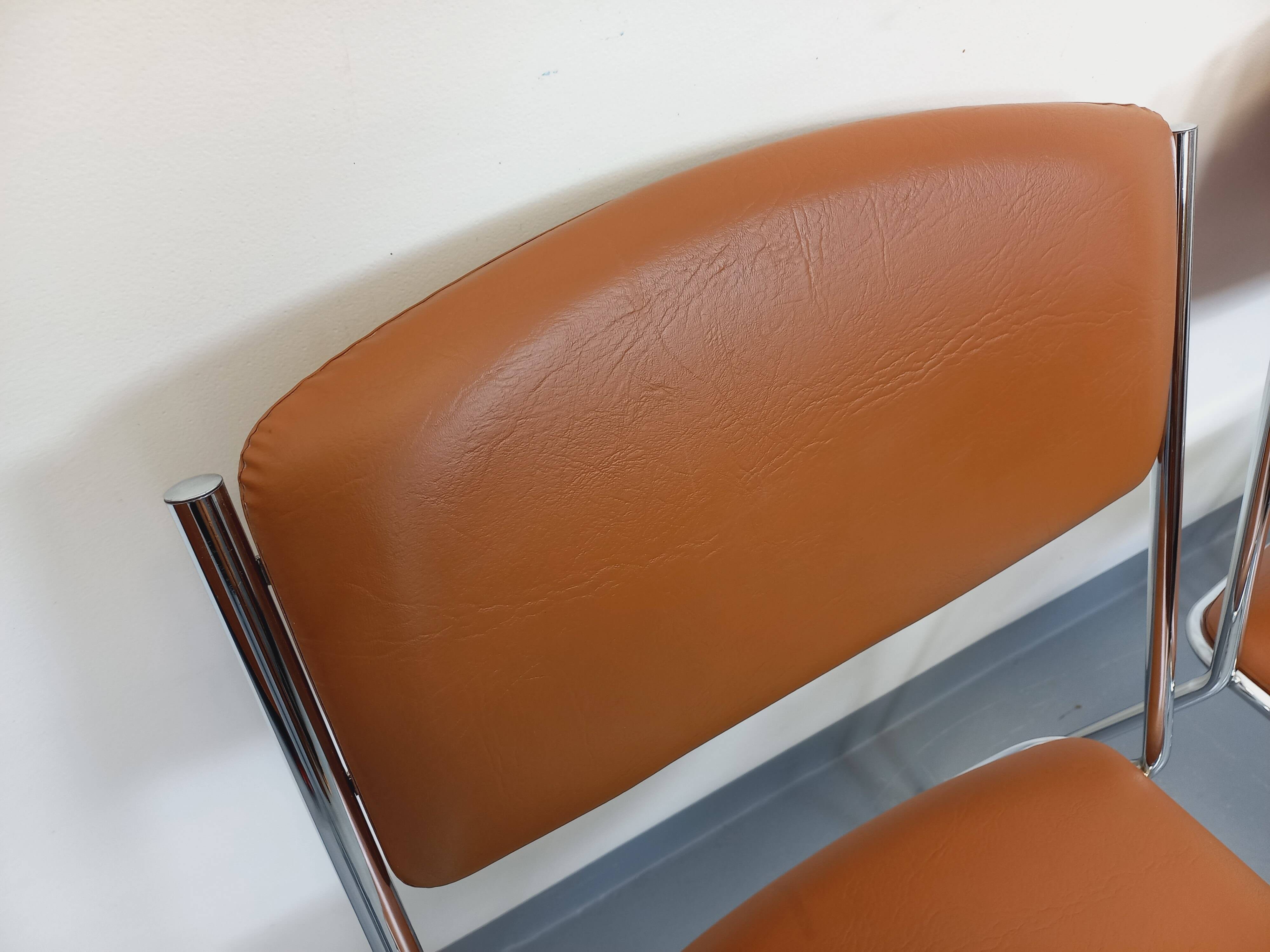 4 vintage sleigh chairs from the 70s, in designer chrome metal