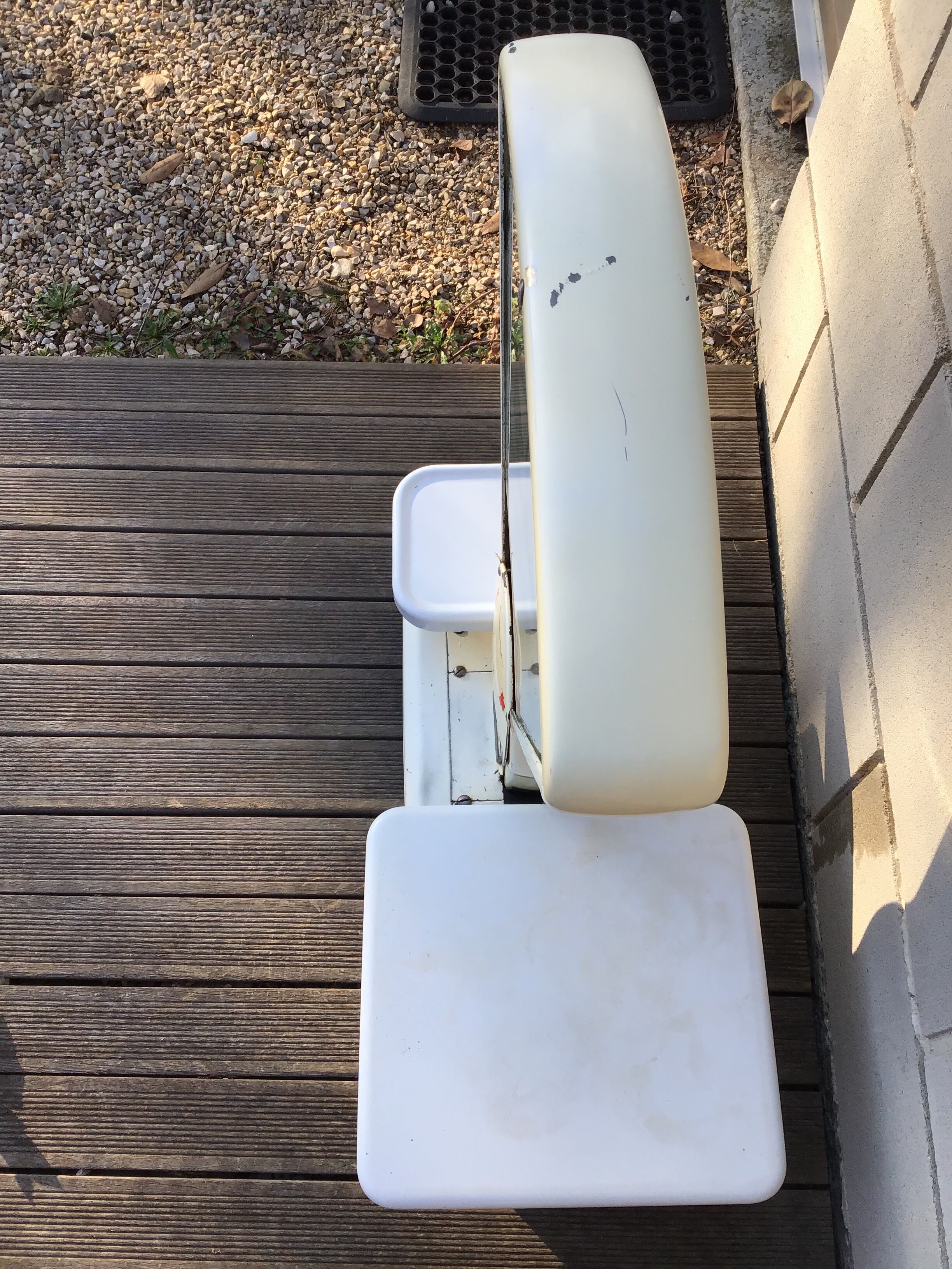 Old Berkel cream scale