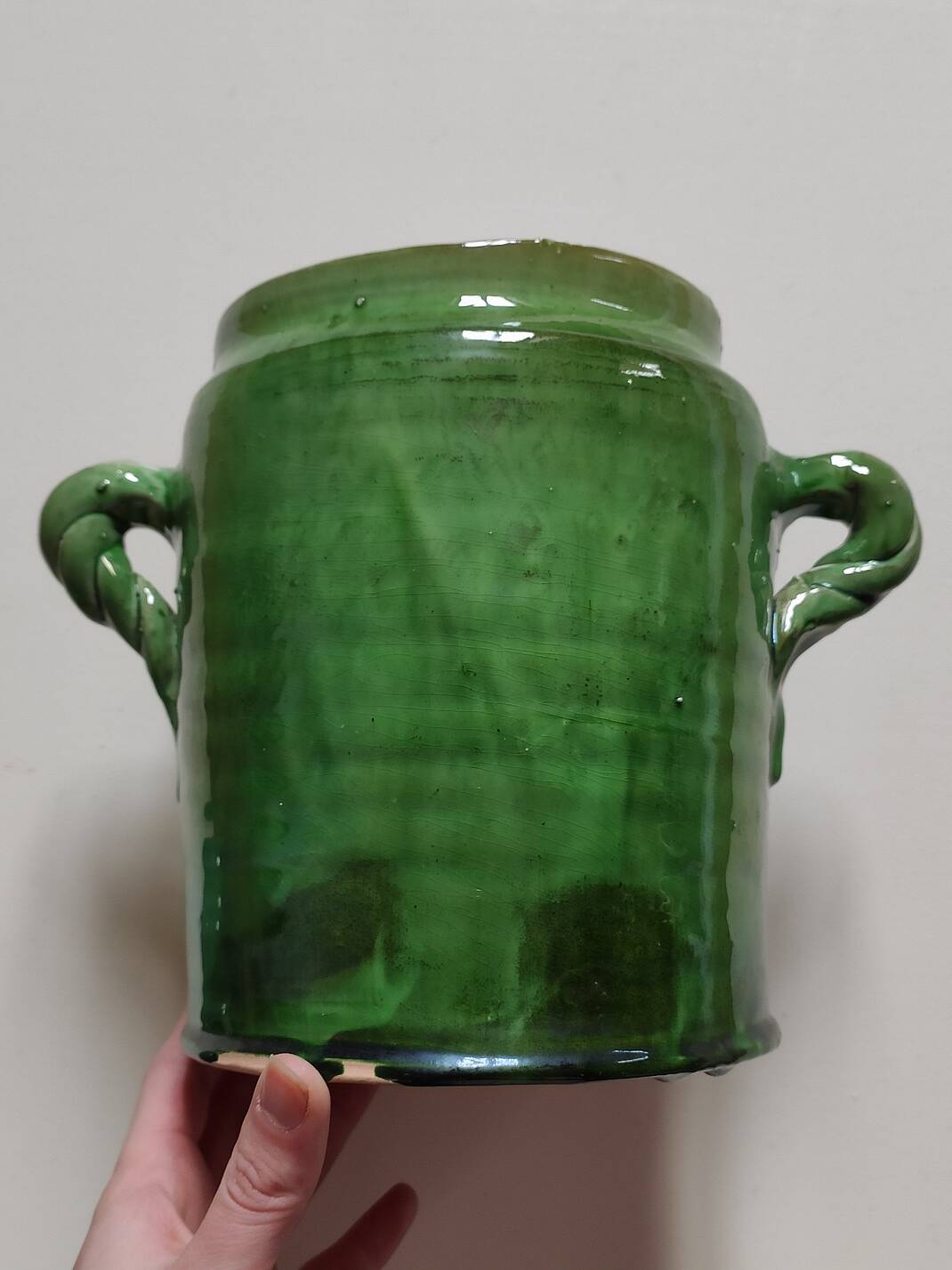 Large glazed ceramic pot