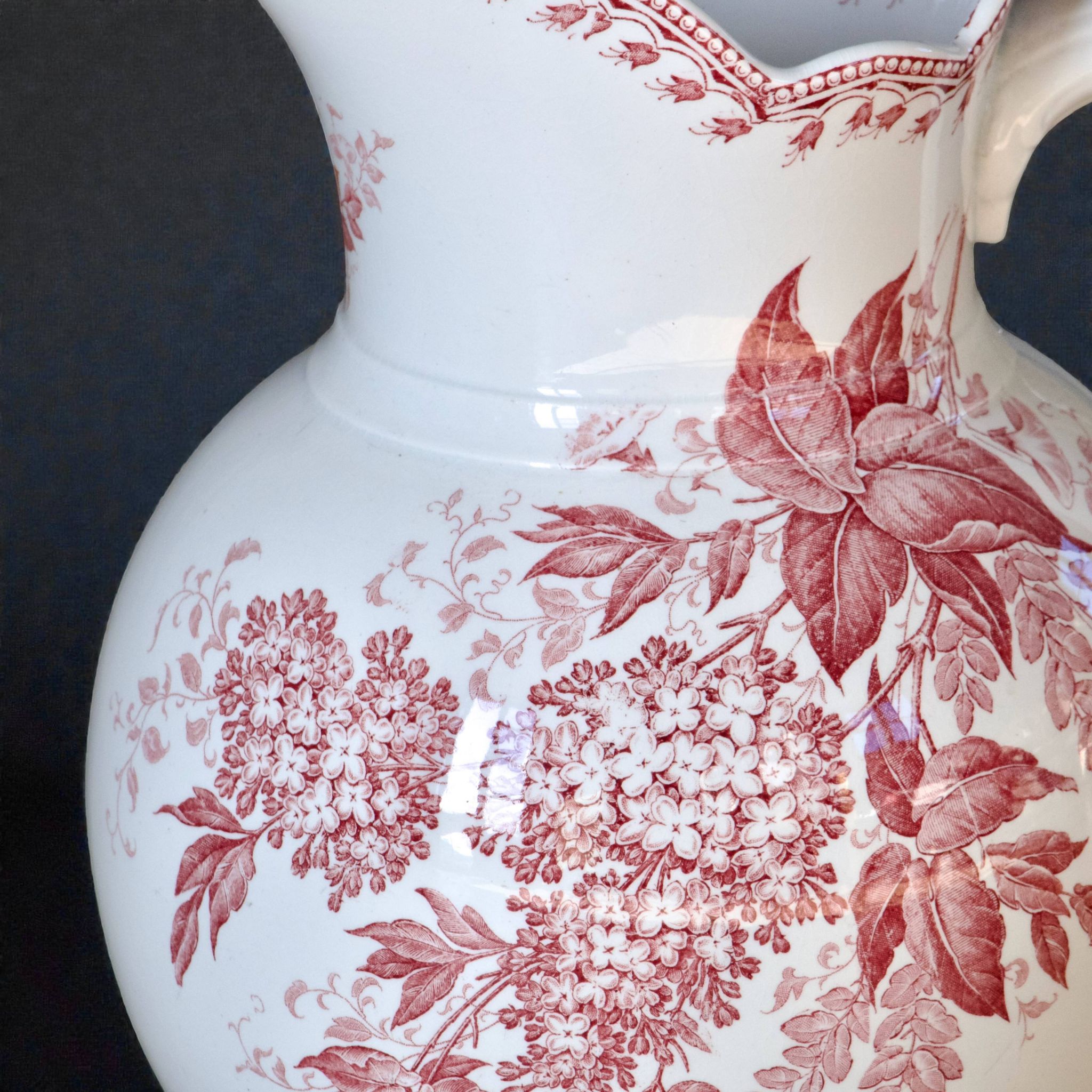 Large 19th-century earthenware vase signed Maestricht, Spring collection.